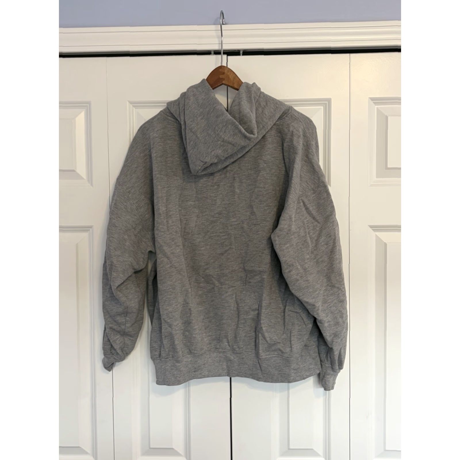 Jansport VINTAGE JanSport Hoodie Gray Long Sleeve Men XL Crew Neck Drawstring Embroidered Logo 90s Valparaiso University Pullover Size US XL / EU 56 / 4 - 2 Thumbnail
