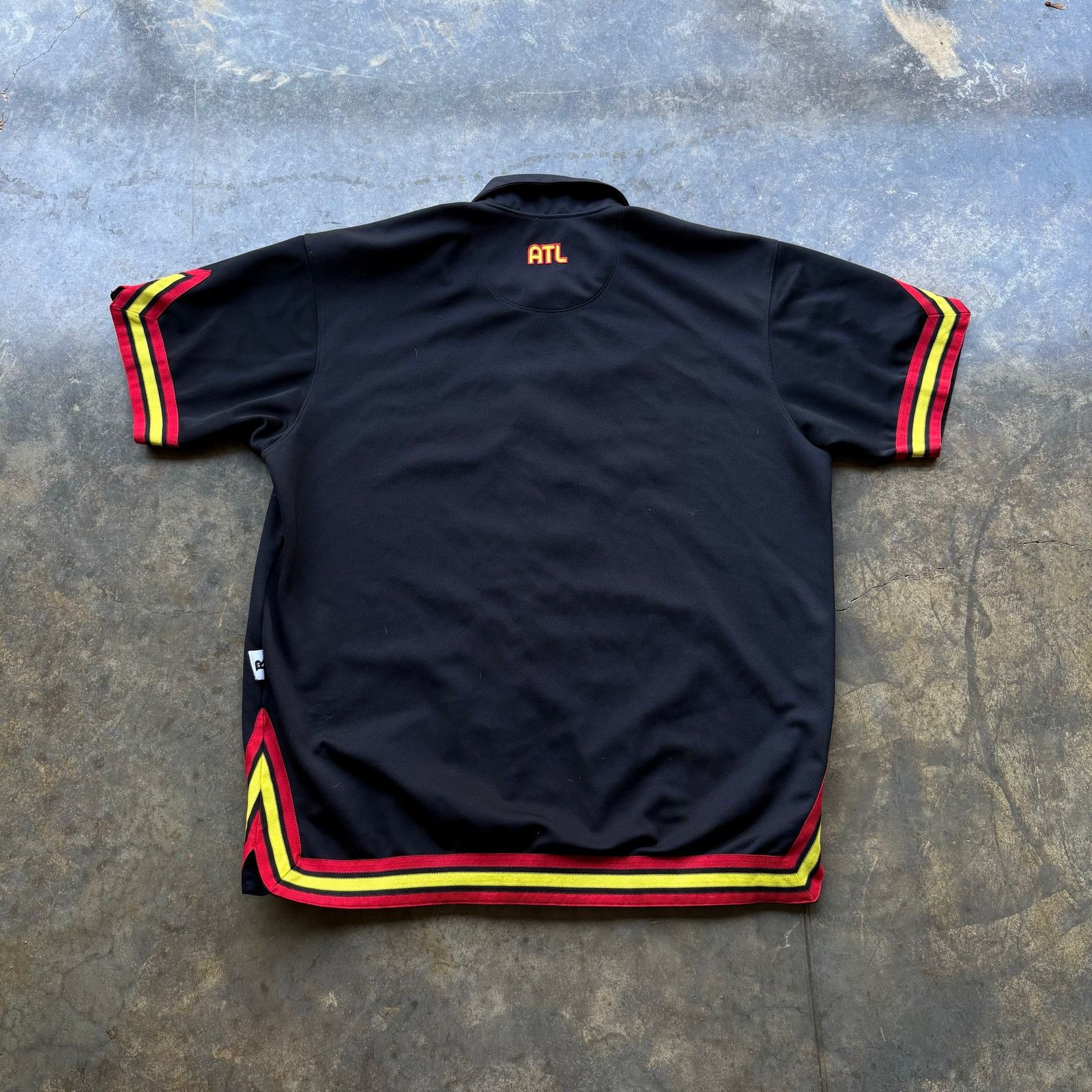 Nike Vintage 1990's Atlanta Hawks Nike Team Shirt Size US XL / EU 56 / 4 - 8 Thumbnail