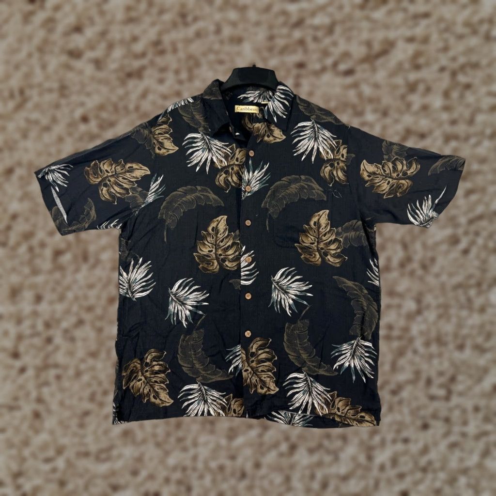 Vintage Caribbean Men Shirt Large Black Palm Leaf Print Button-Up Hawaiian 100% Rayon Vintage No Size US L / EU 52-54 / 3 - 1 Thumbnail