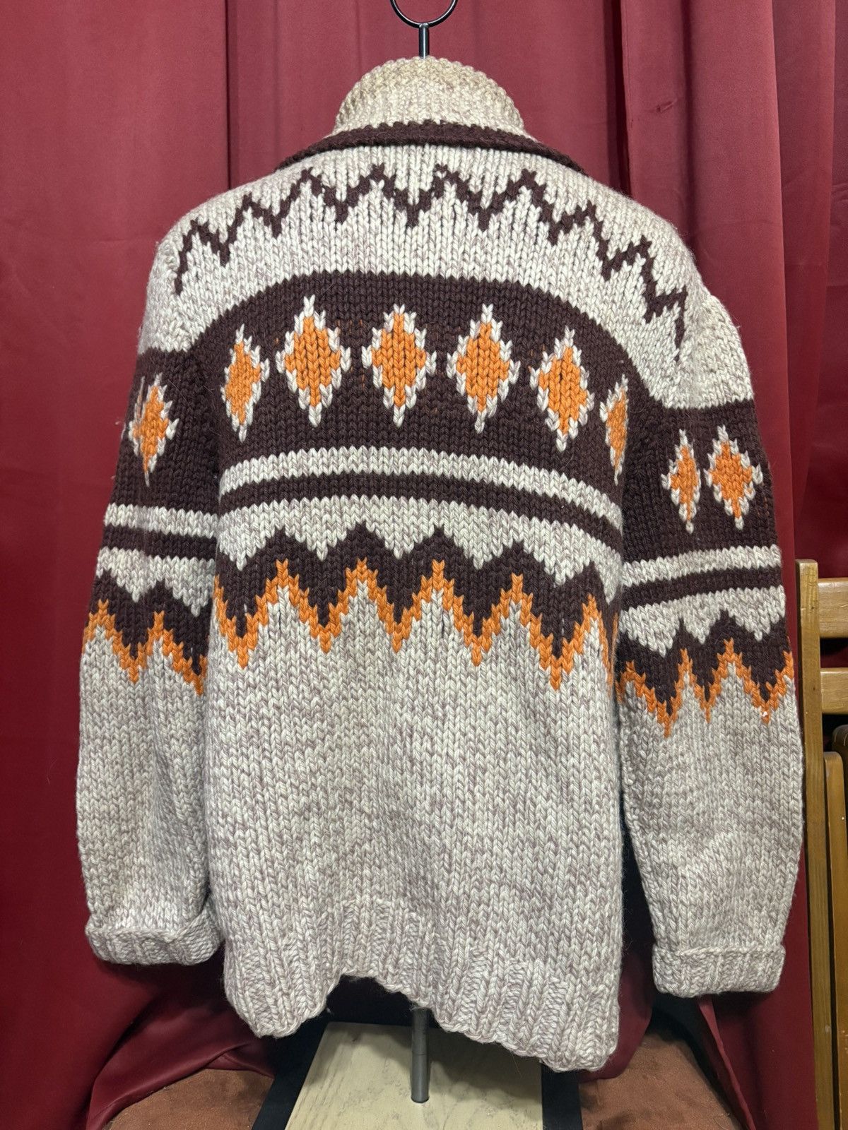 Handmade Vintage Cowichan Sweater Jacket Charlie Brown Geometric Size US XL / EU 56 / 4 - 2 Thumbnail