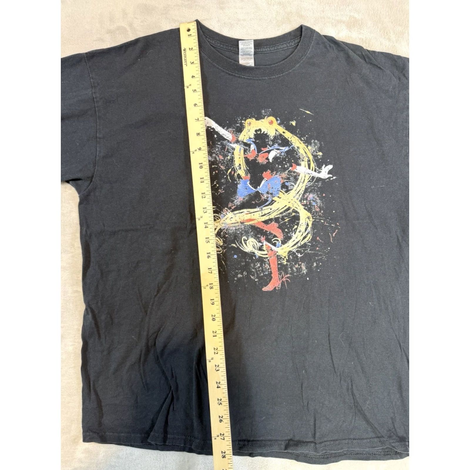 Gildan Gildan Sailor Moon Graphic Tee Men's T-Shirt Black XL Anime Graphic Print Shirt Size US XL / EU 56 / 4 - 4 Thumbnail