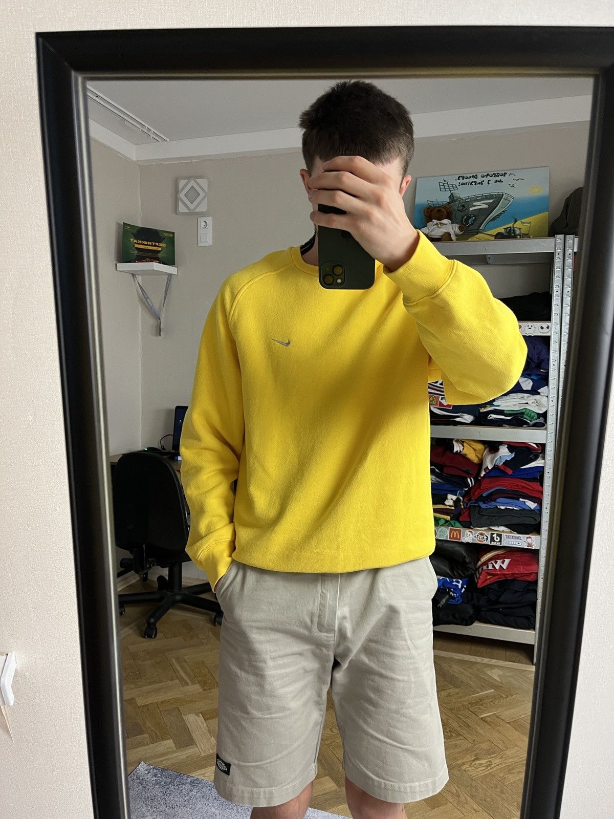 Nike Vintage 2000’s Nike Sportswear Swoosh Logo Yellow Crewneck Size US M / EU 48-50 / 2 - 2 Thumbnail