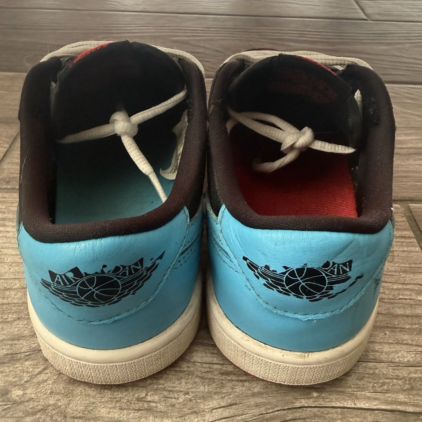 Jordan Brand WMNS AIR JORDAN 1 LOW NC TO CHI CZ0775-046 6.5 PREOWNED NO B Size US 6.5 / IT 36.5 - 8 Thumbnail