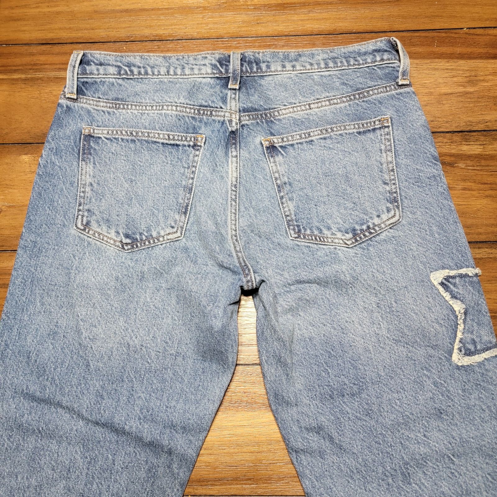 Arizona Jean Co. Arizona Jean Co Super Low-Rise Straight Jeans w/ Stars - 6 Size 28" / US 6 / IT 42 - 4 Thumbnail