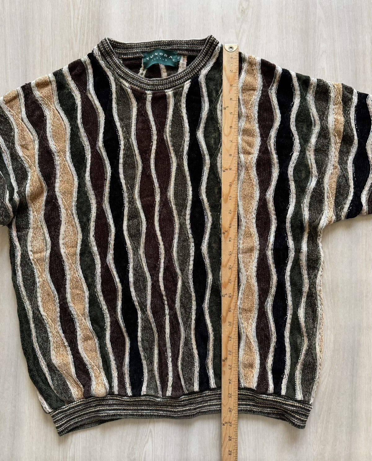 Vintage Vintage Tundra 3D Knit Textured Knit Coogi Style XL *flaws Size US XL / EU 56 / 4 - 7 Thumbnail