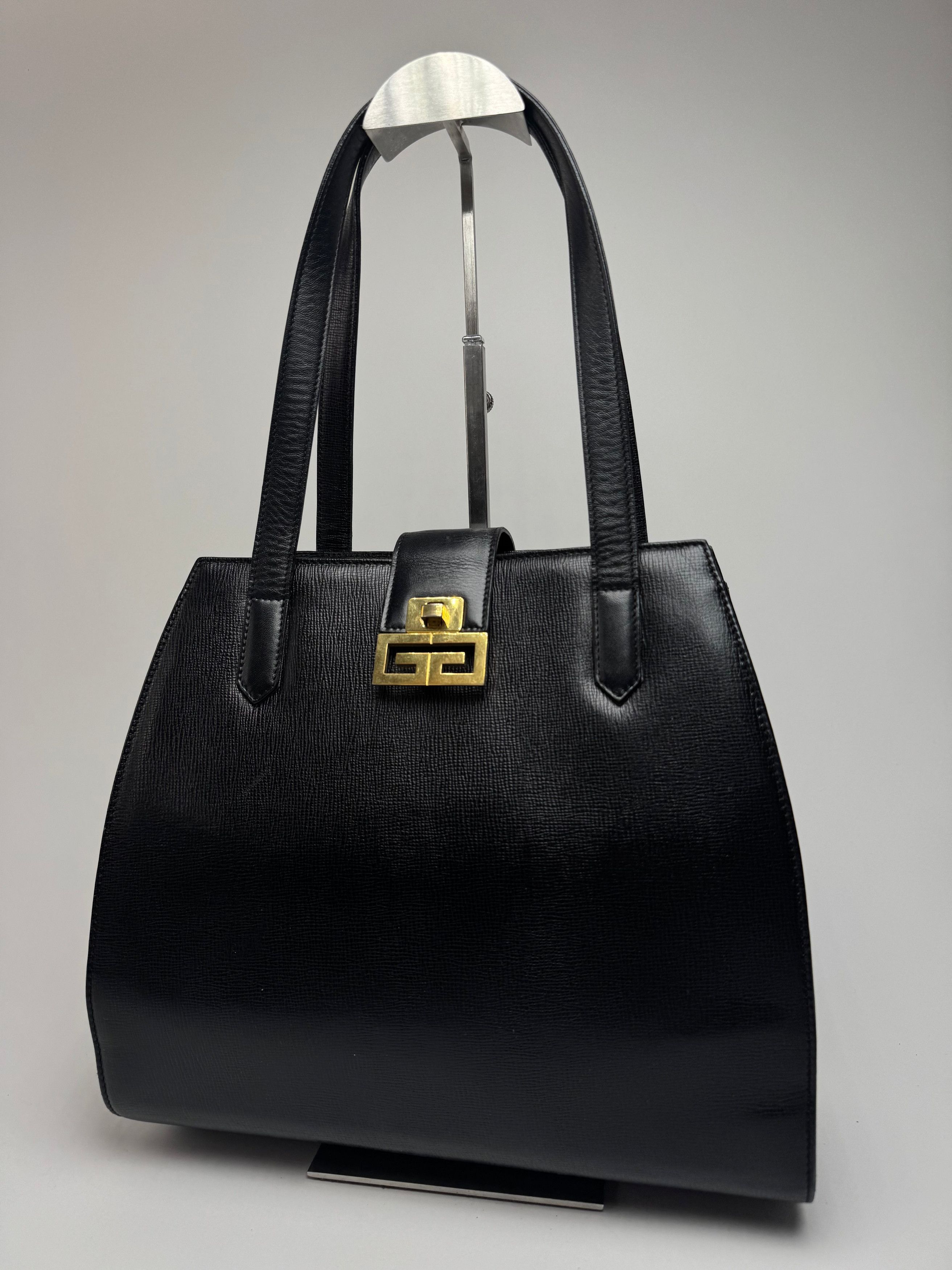 Givenchy Vintage 4G Leather Bag Black Size ONE SIZE - 1 Thumbnail