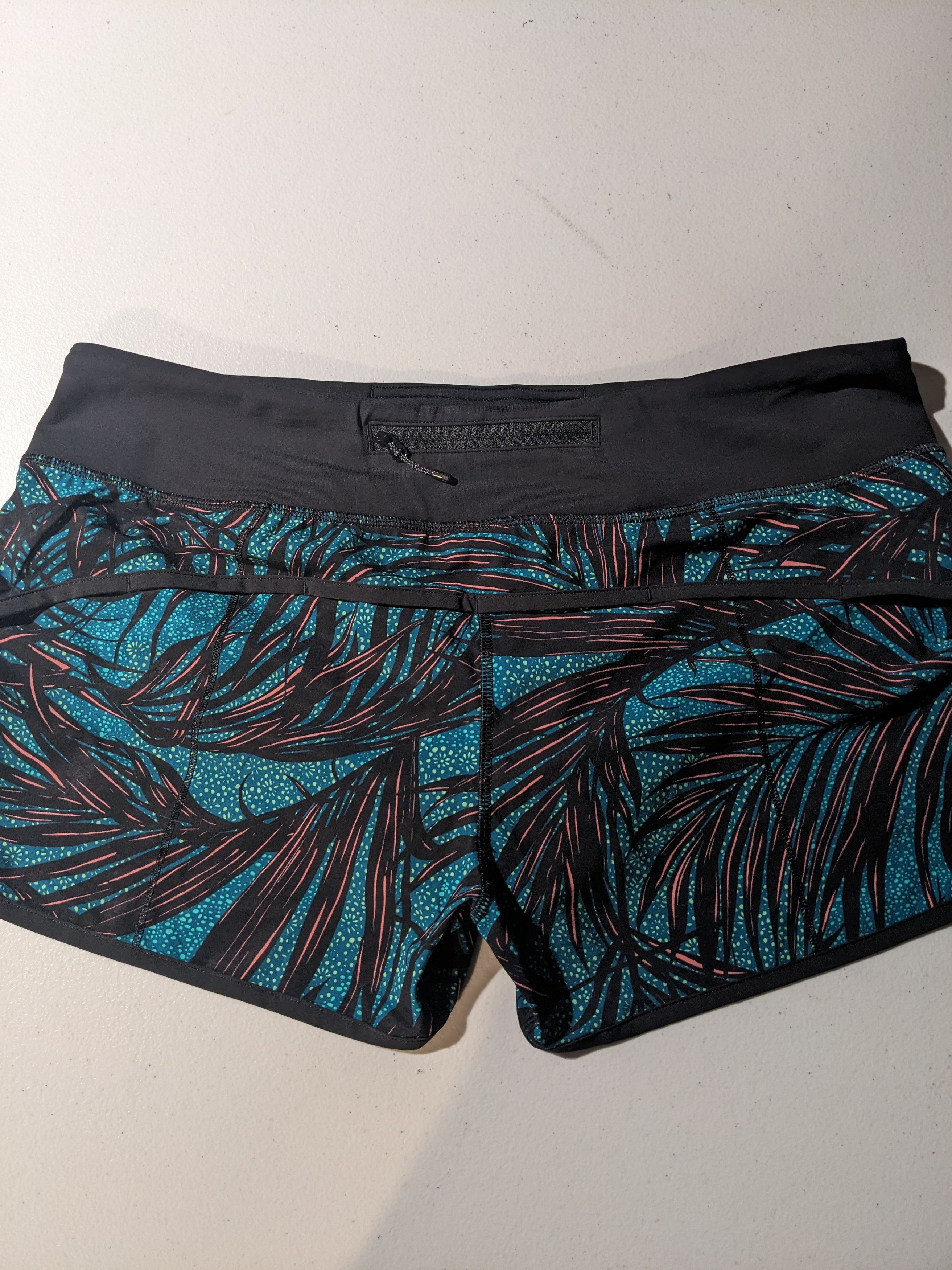 Designer × Lululemon Lululemon Athletica Size 10 Tropical Run Speed Up Shorts Size 36" / US 14 / IT 50 - 3 Thumbnail