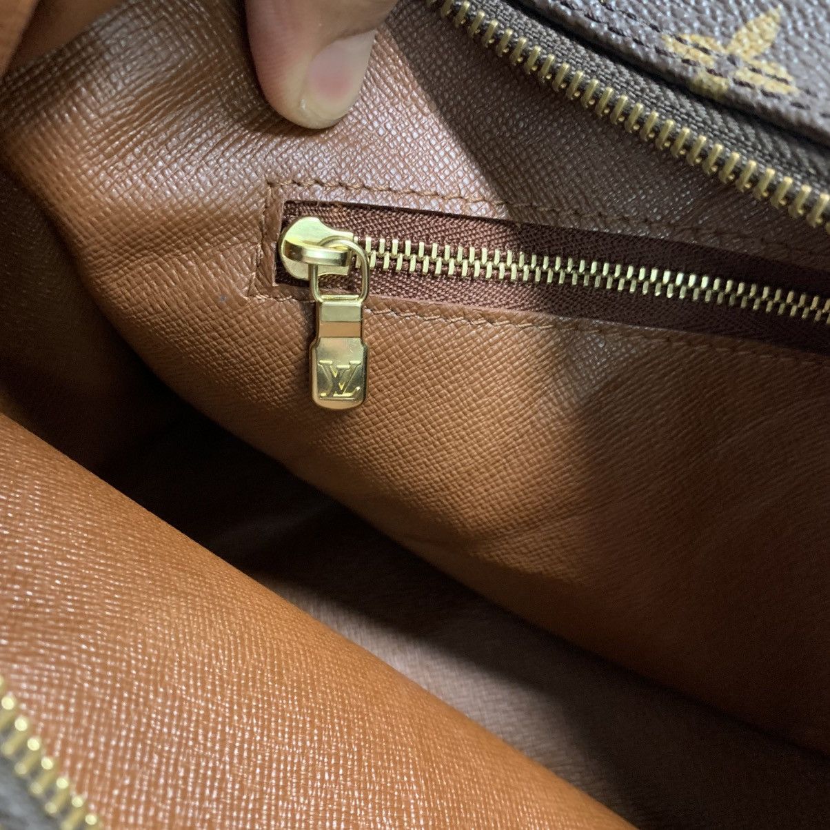 Louis Vuitton Louis Vuitton Monogram Shoulder Bag Size ONE SIZE - 16 Thumbnail