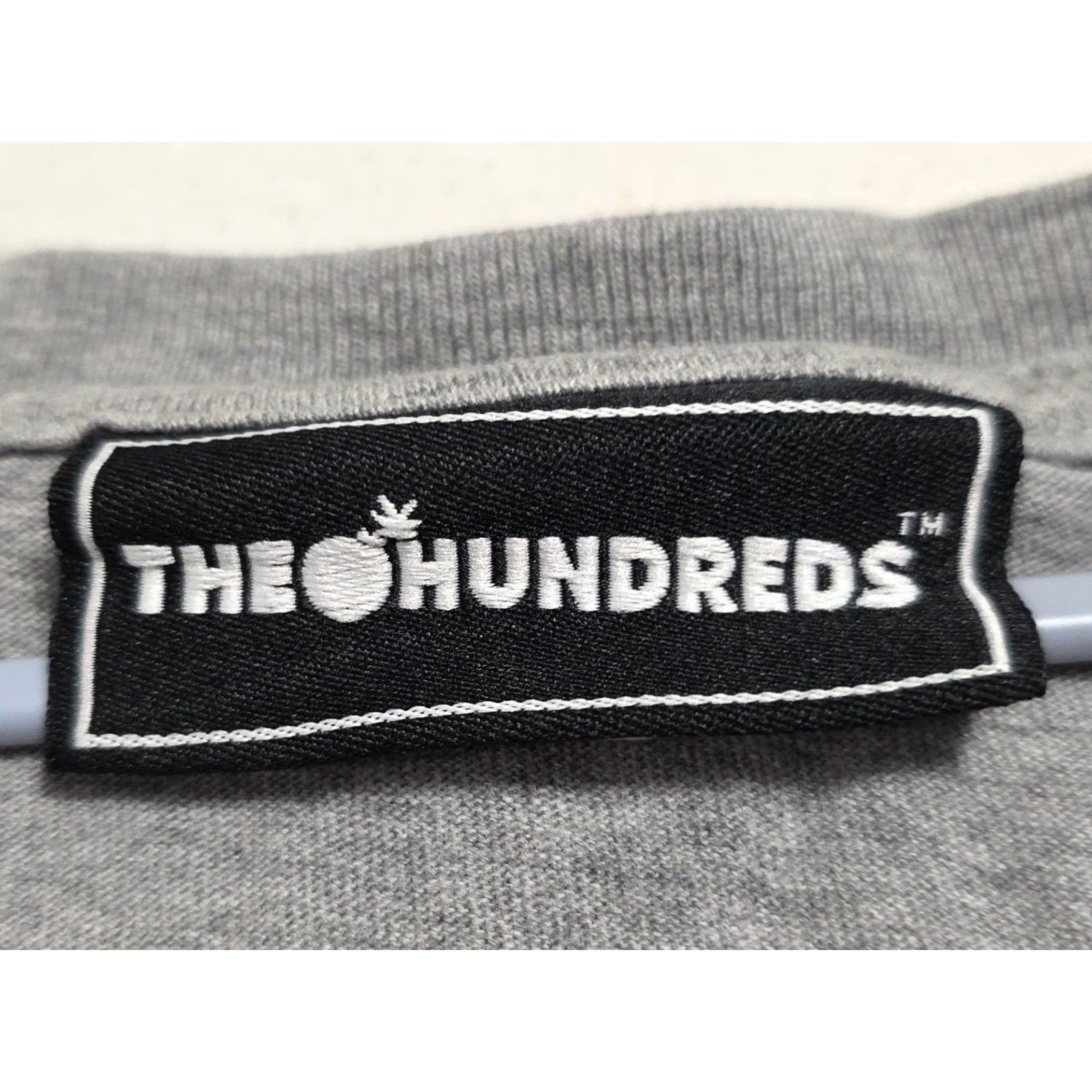 The Hundreds The Hundreds Brand Heather Gray Pocket Short Sleeve Tshirt M Crew Neck Men Size US M / EU 48-50 / 2 - 4 Thumbnail