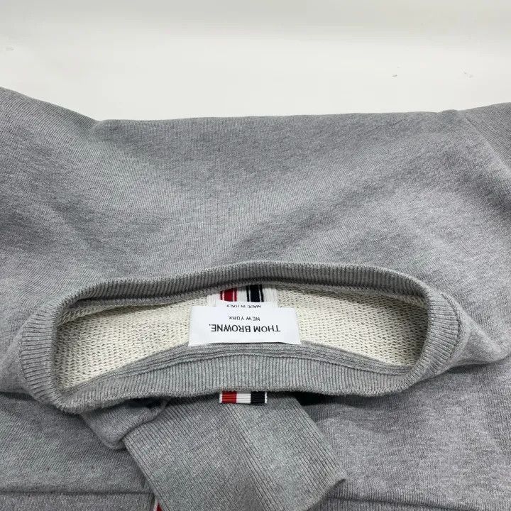 Thom Browne Thom Browne Gray Striped Pullover Sweatshirt for Women -250 Size M / US 6-8 / IT 42-44 - 4 Thumbnail
