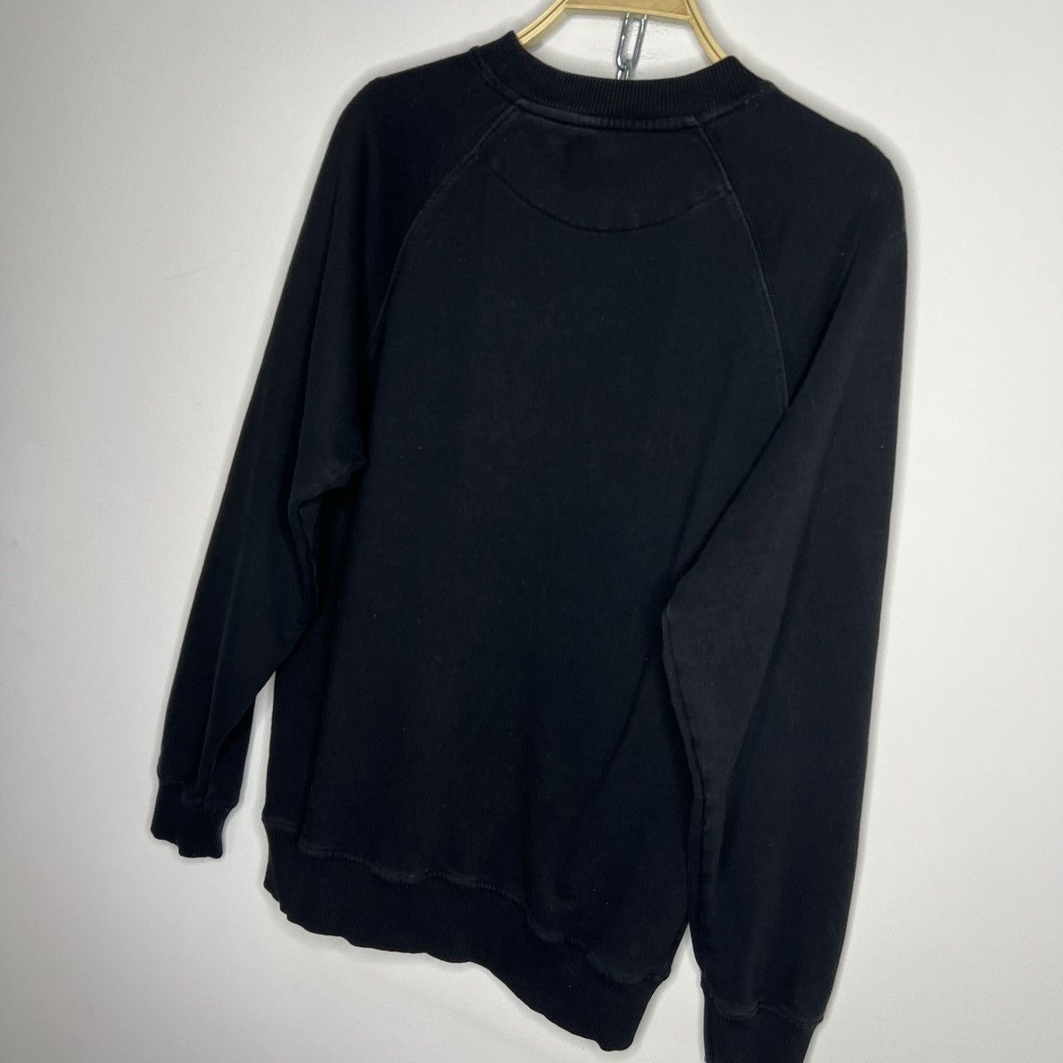 Designer × Vivienne Westwood Vivienne Westwood big gold orb sweatshirt anglomania Size US M / EU 48-50 / 2 - 10 Thumbnail