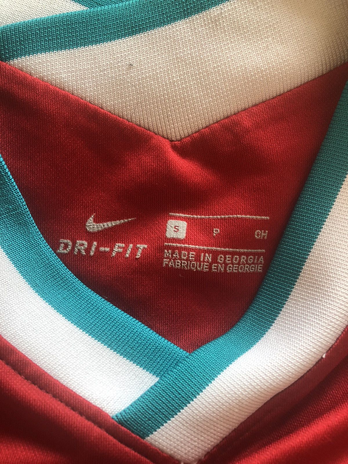 Nike NIKE LIVERPOOL FC VINTAGE FOOTBALL SOCCER ENGLAND JERSEY Size US S / EU 44-46 / 1 - 6 Thumbnail