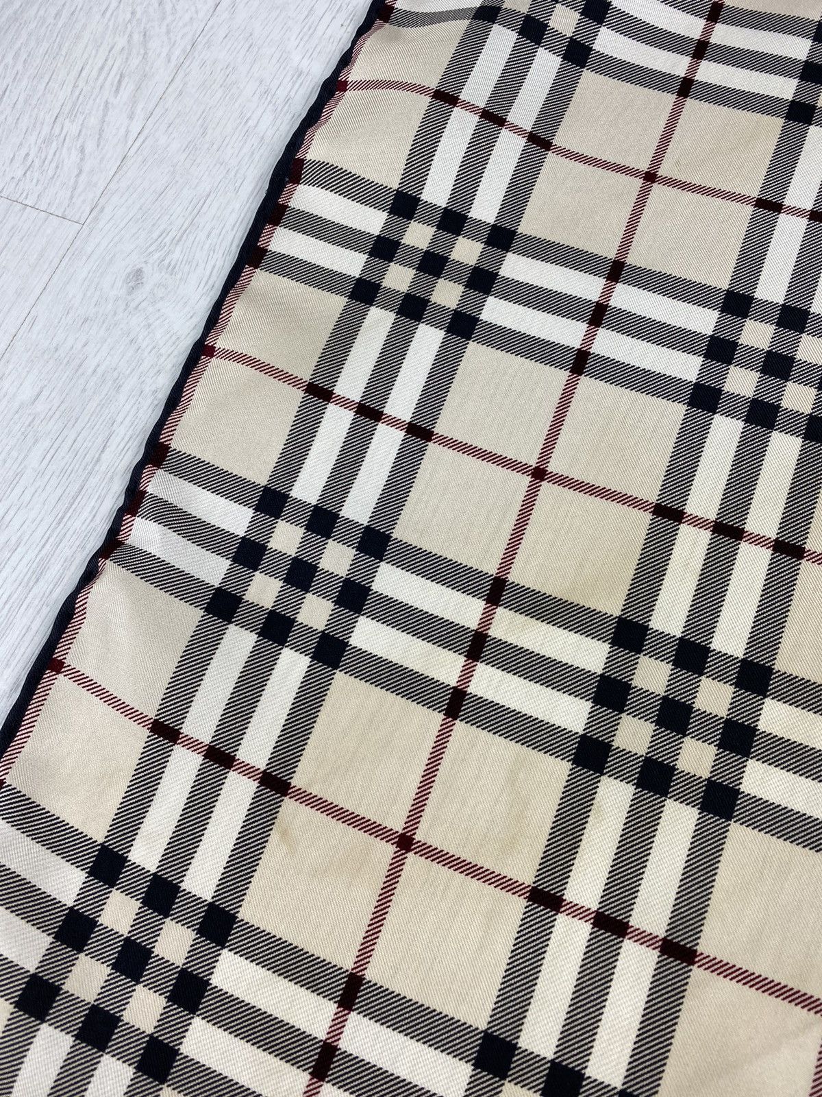 Burberry Burberry Mini 47/46 Silk Scarf like Versace YSL Size ONE SIZE - 6 Thumbnail
