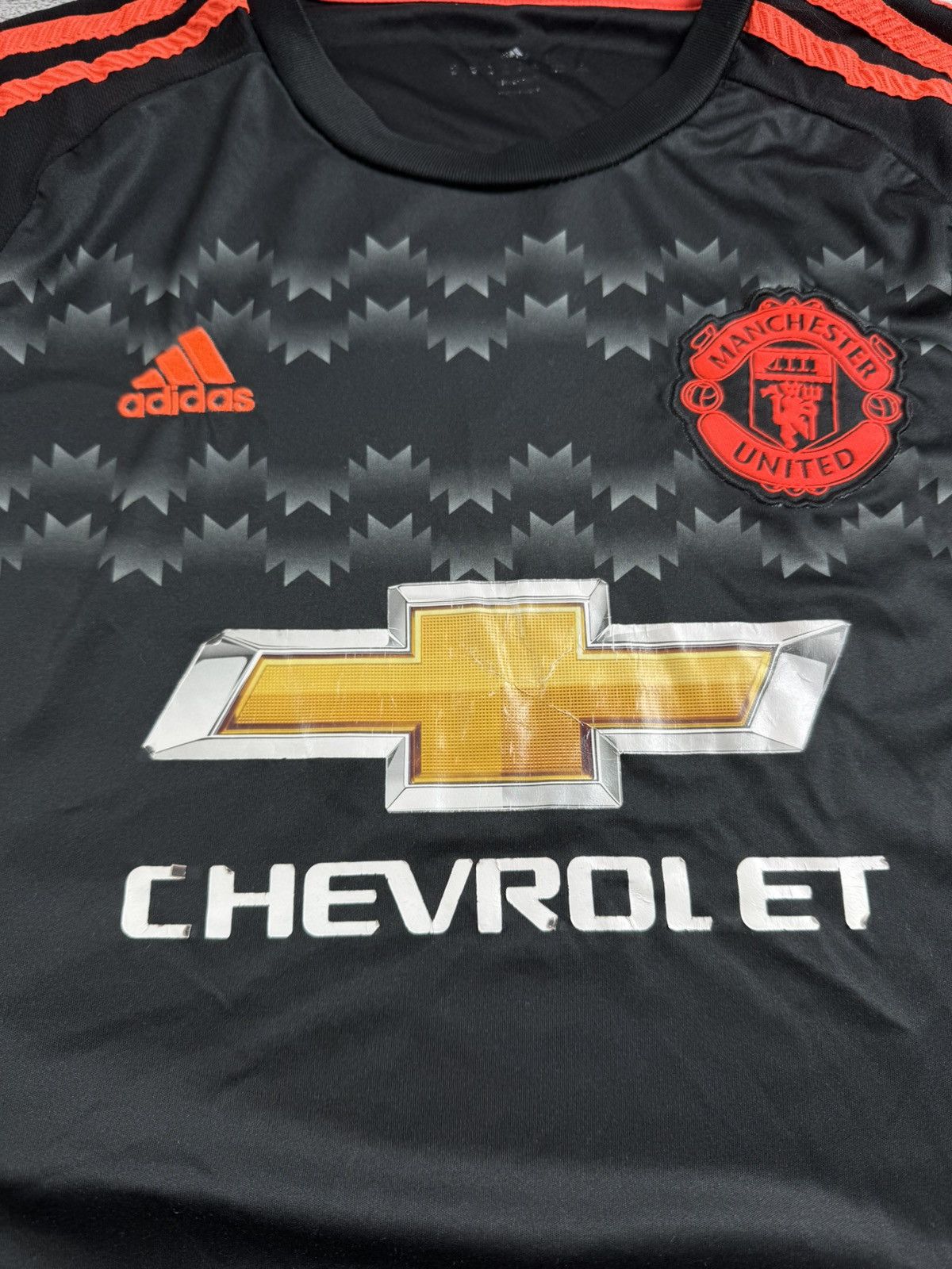 Adidas Vintage Manchester United 2015/2016 Black Soccer Football T Shirt Jersey Kit Size US M / EU 48-50 / 2 - 7 Thumbnail