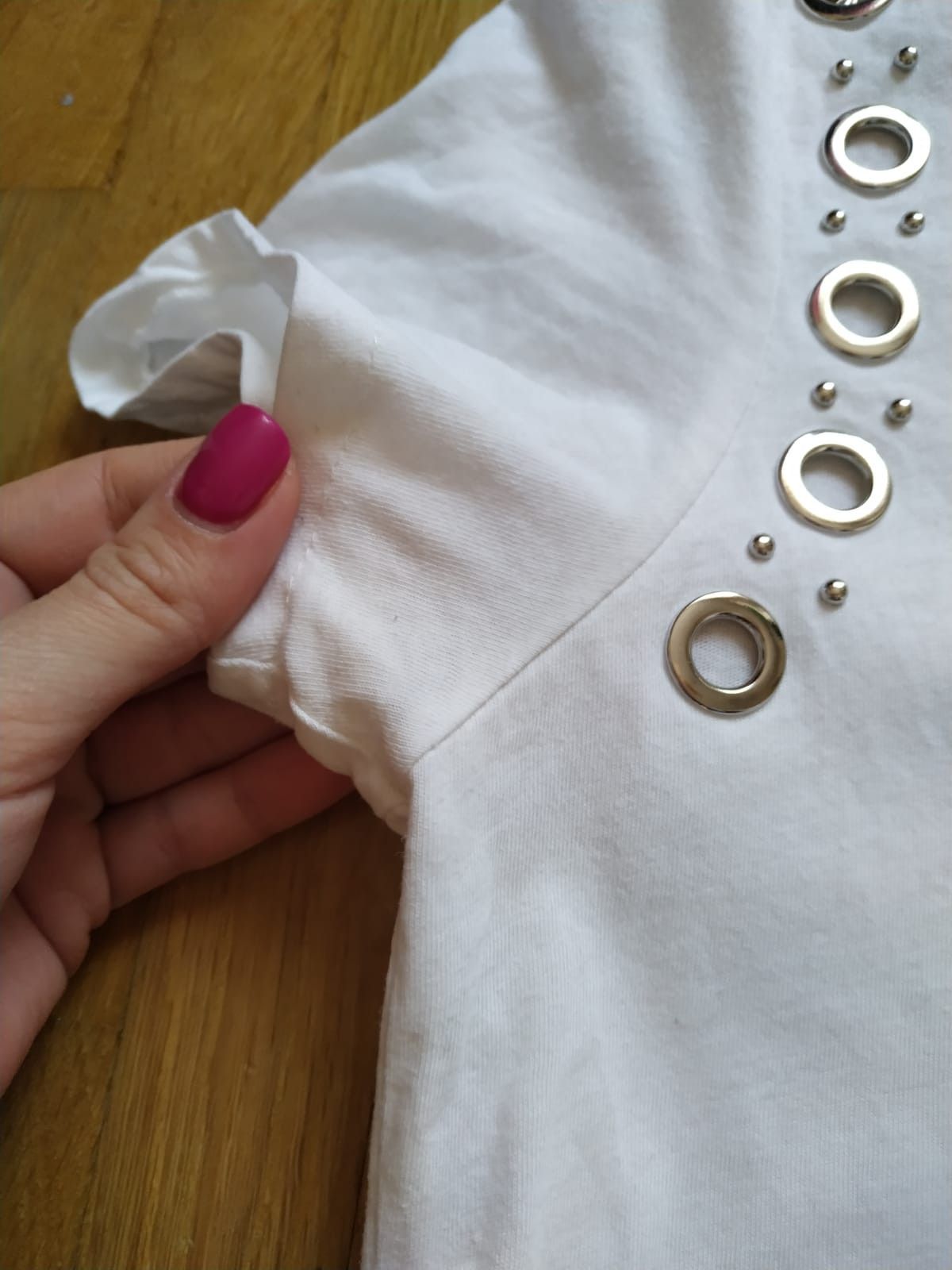 Maje White t-shirt Maje, S metal rings, tee, tshirt Size S / US 4 / IT 40 - 6 Thumbnail