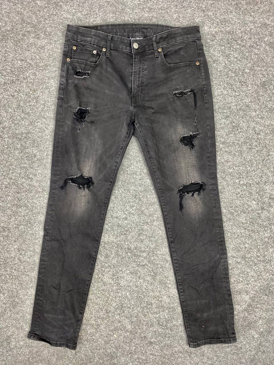 American Eagle Outfitters american eagle outfitters slim distressed denim Size US 35 - 1 Thumbnail