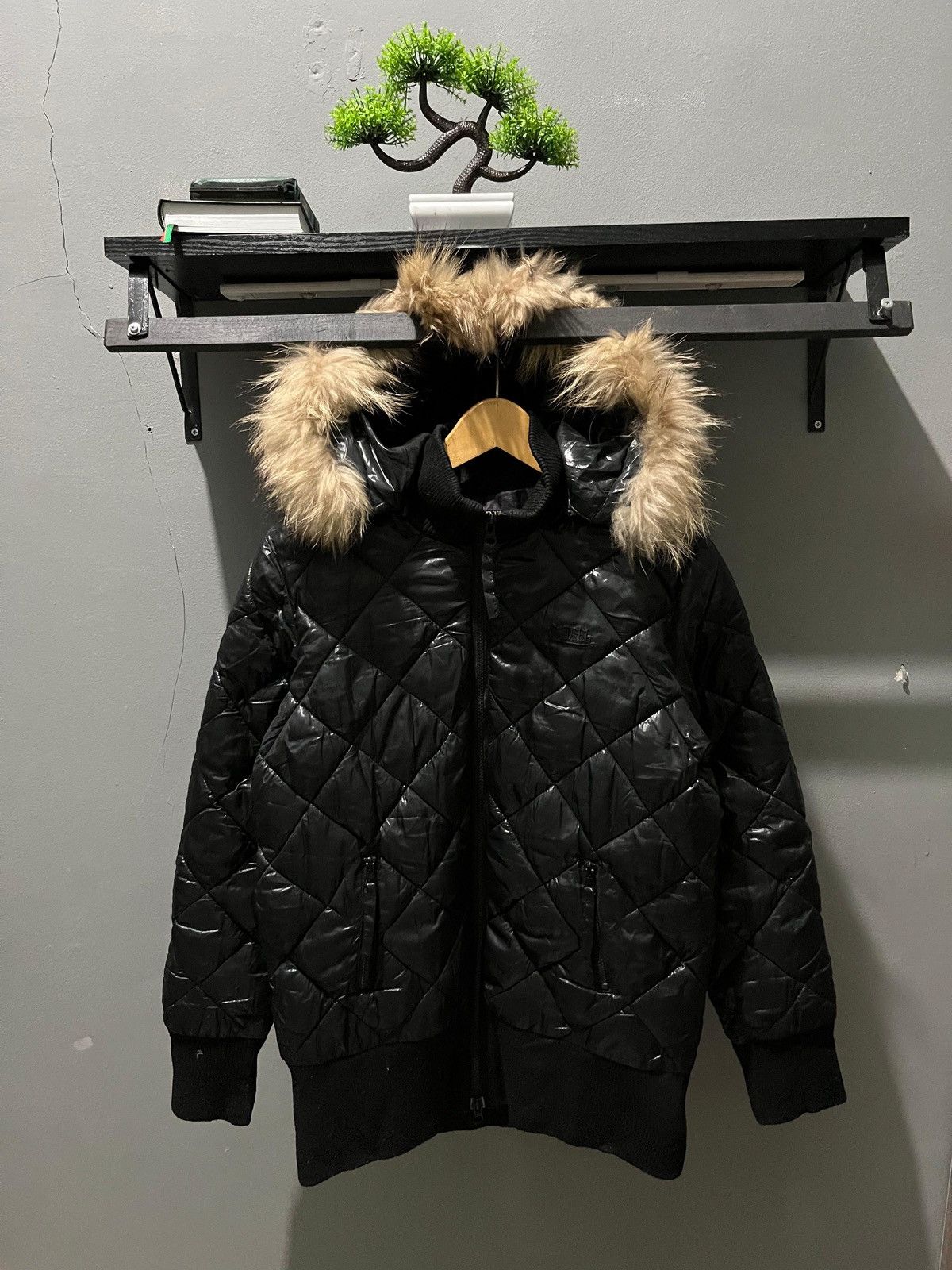 If Six Was Nine RARE❤️‍🔥Vondutch Puffer Down jacket with fur Size US M / EU 48-50 / 2 - 1 Thumbnail