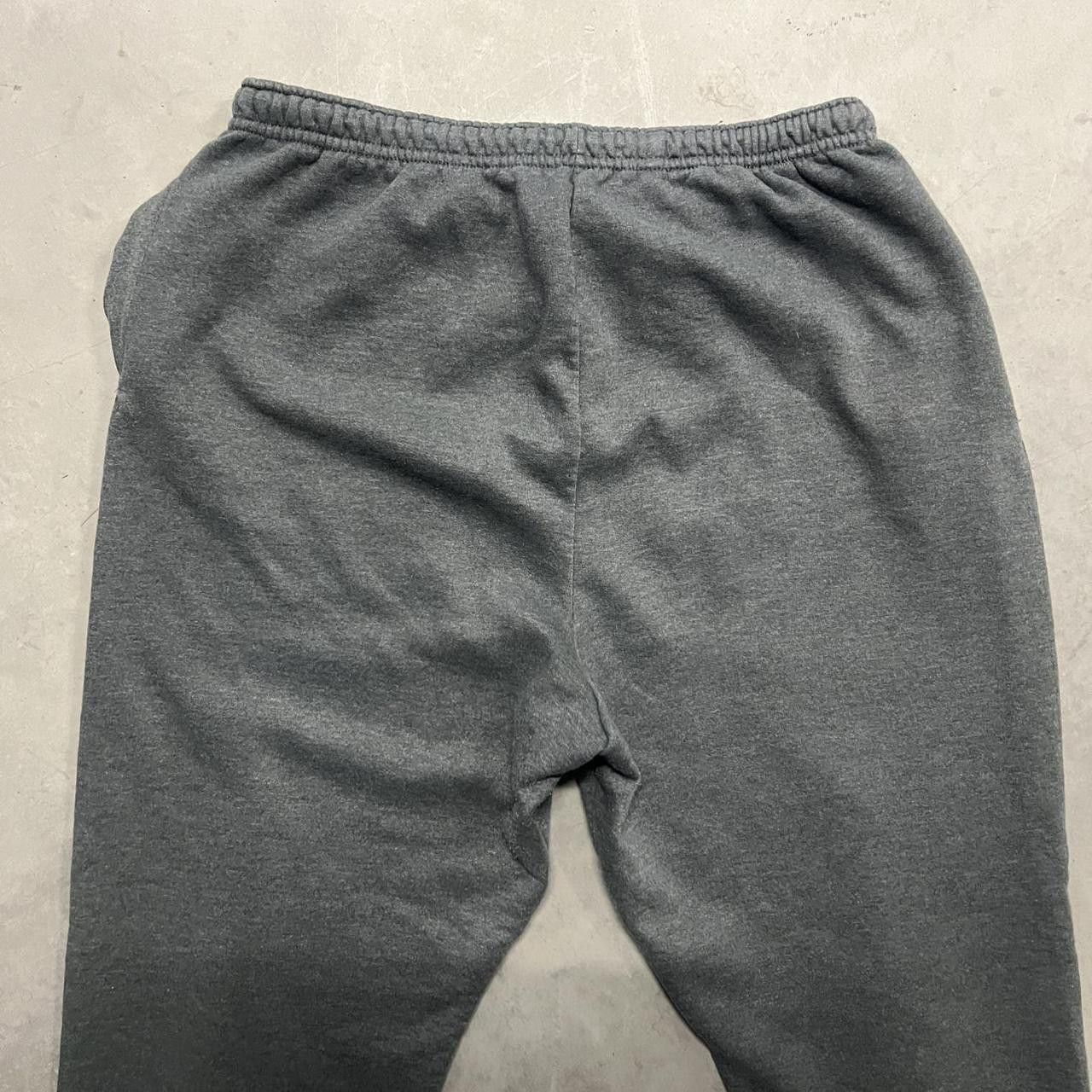 Vintage Vintage Y2K/2000s Grey essential Sweatpants! Size US 34 / EU 50 - 5 Thumbnail