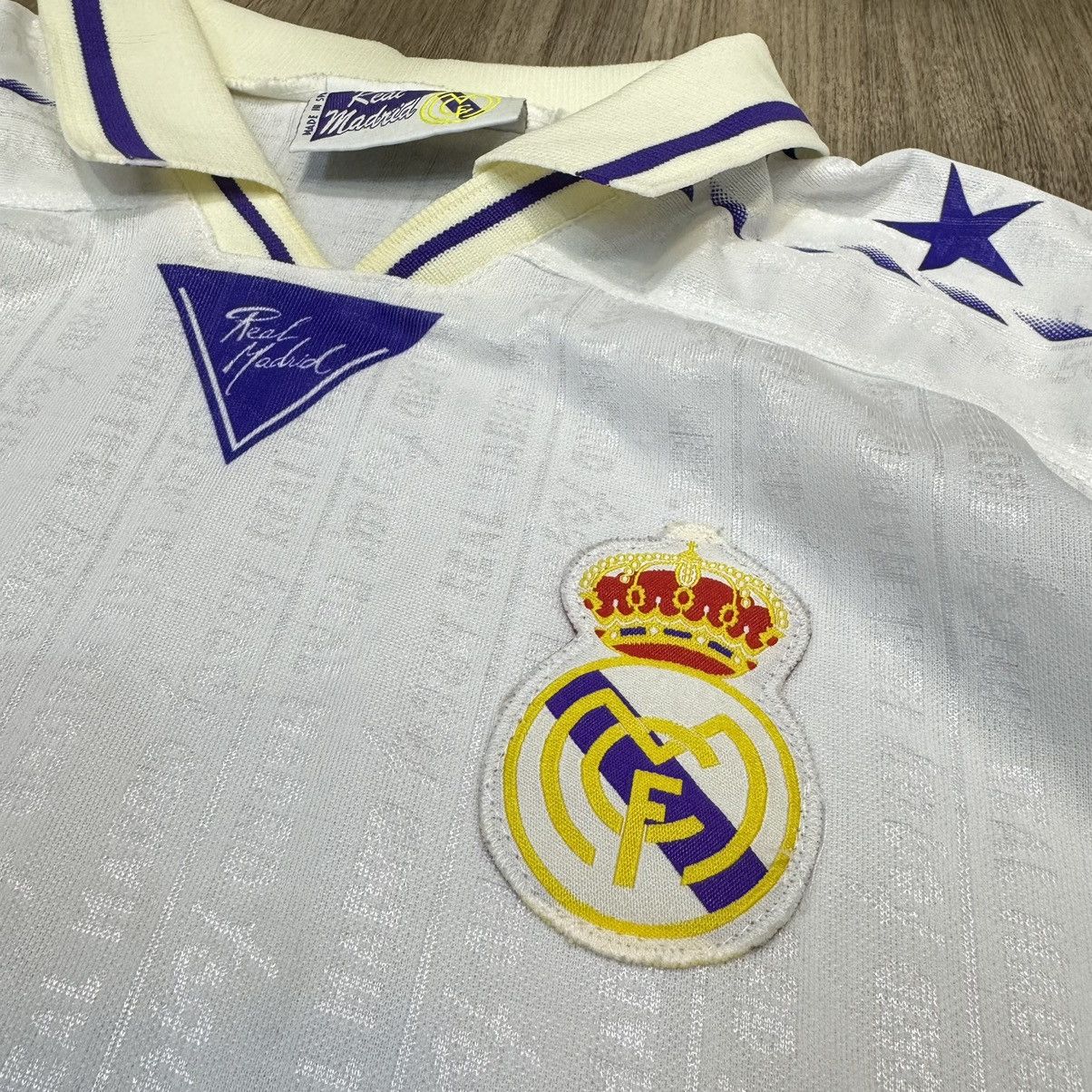 Vintage Real madrid 96/97 home shirt Size L / US 10 / IT 46 - 6 Thumbnail