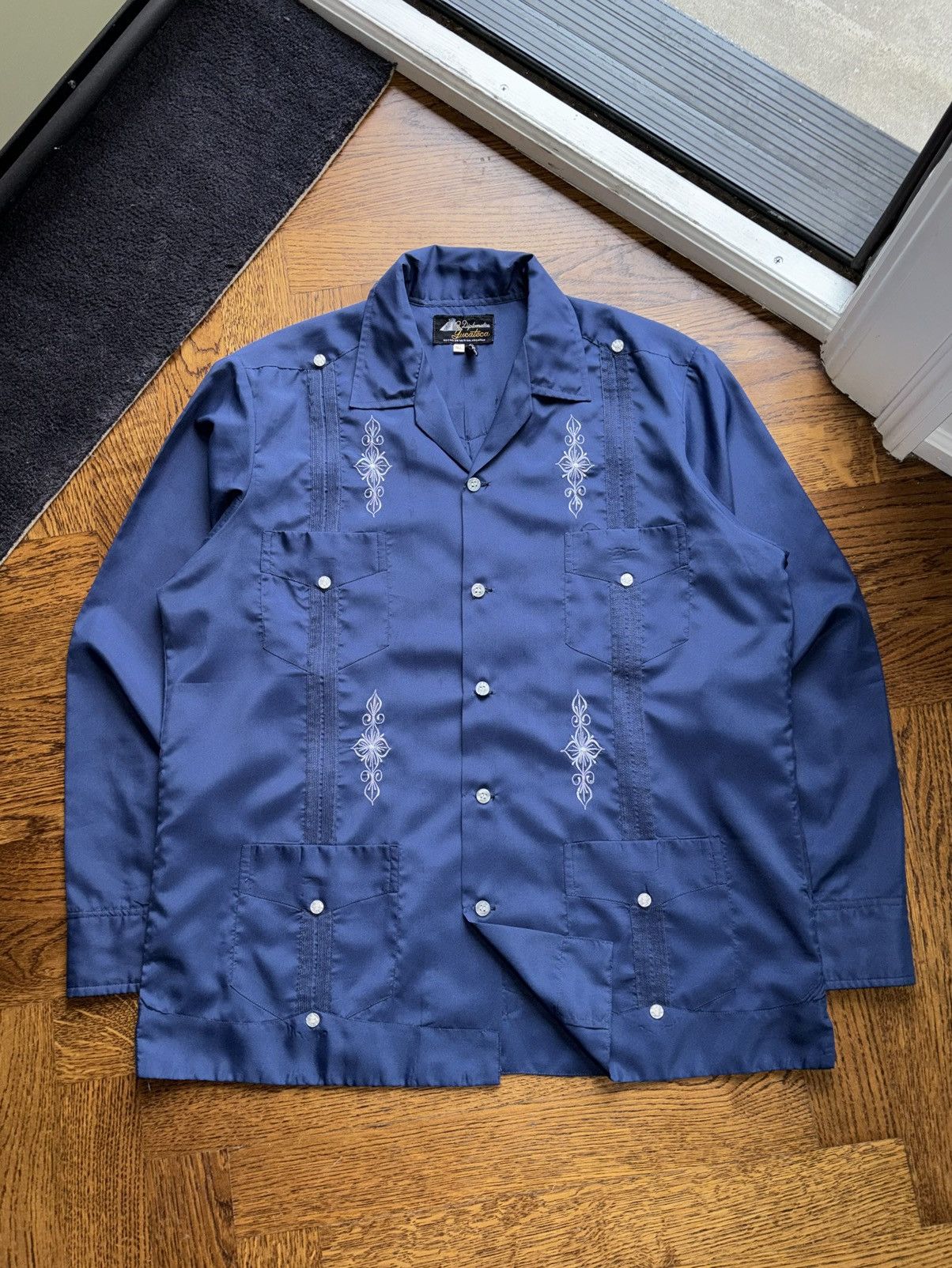 Vintage Silk Guayabera Lonsgleeve 1960s Diplomatica Yucateca