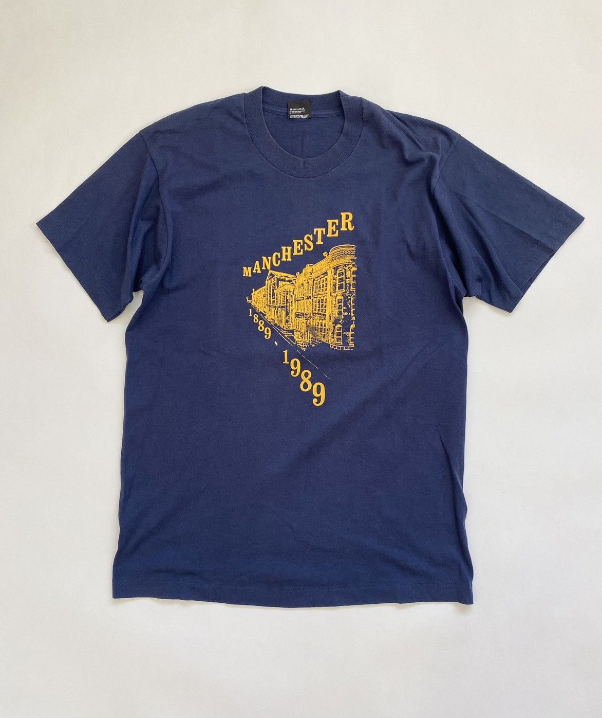 Vintage Vintage Manchester Graphic Tee Size US L / EU 52-54 / 3 - 1 Thumbnail