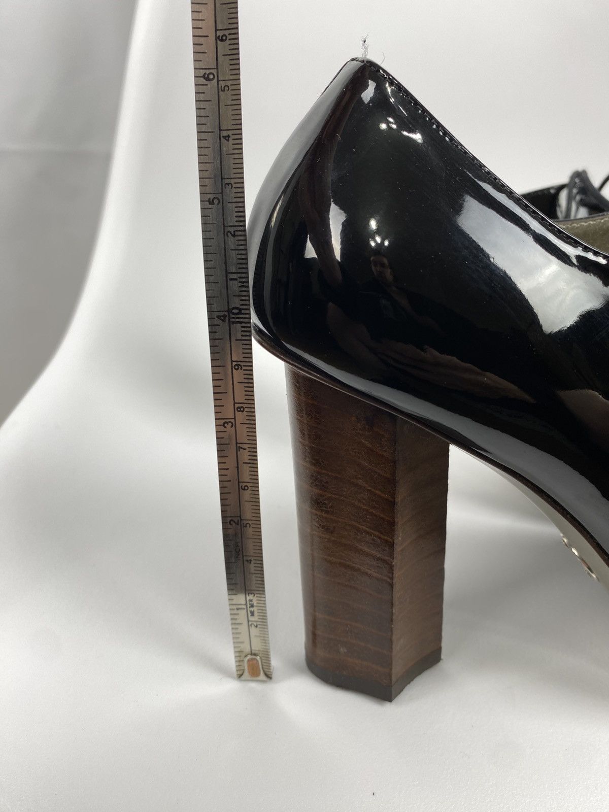 Dolce & Gabbana Dolce & Gabbana Patent Leather Block Heel Booties size 39 Size US 9 / IT 39 - 11 Thumbnail