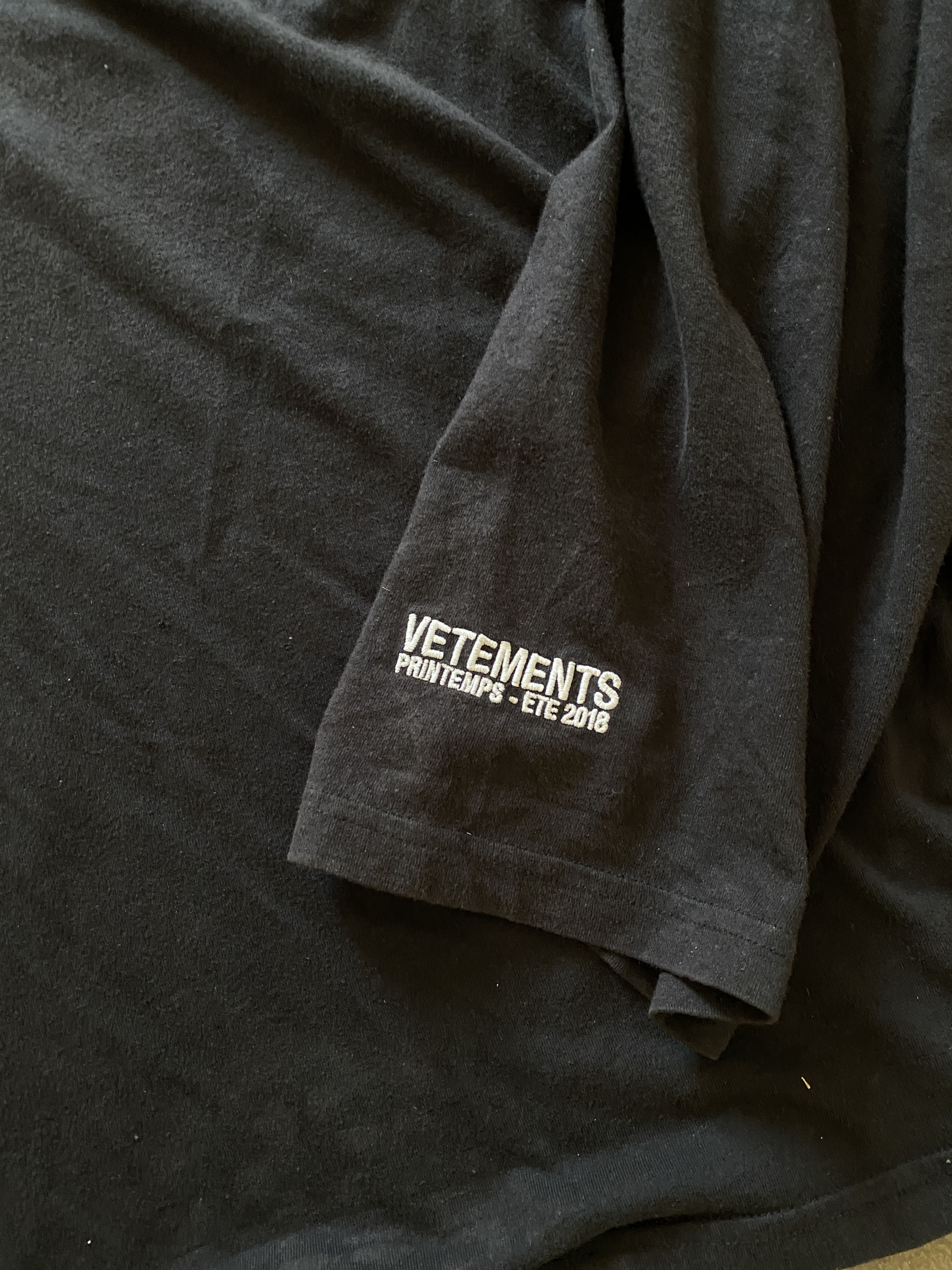 Vetements MATTERHORN LONGSLEEVE Size US M / EU 48-50 / 2 - 3 Thumbnail