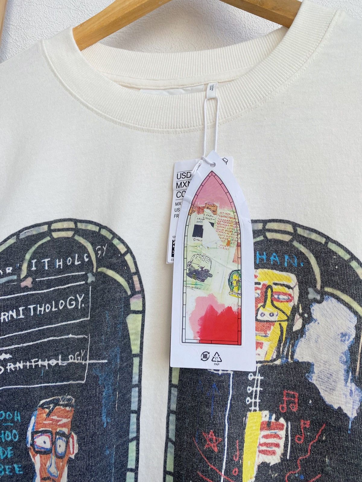 H&M × Jean-Michel Basquiat × Who Decides War WHO DECIDES WAR x BASQUIAT x H&M LONG SLEEVE RELAXED T-SHIRT Size US L / EU 52-54 / 3 - 4 Thumbnail
