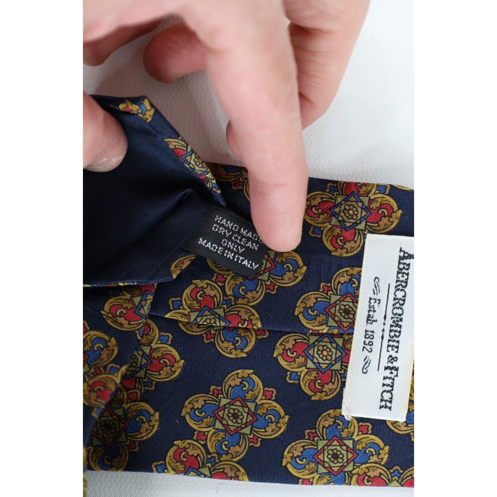 Abercrombie & Fitch Vintage 90s Abercrombie & Fitch Handmade Silk Rainbow Tie Size ONE SIZE - 5 Thumbnail