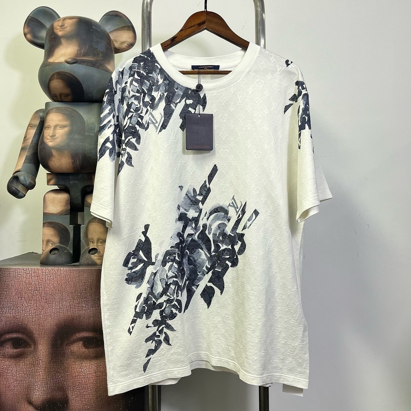 Louis Vuitton Louis Vuitton Floral Monogram T-Shirt Size XXL Size US XXL / EU 58 / 5 - 1 Thumbnail