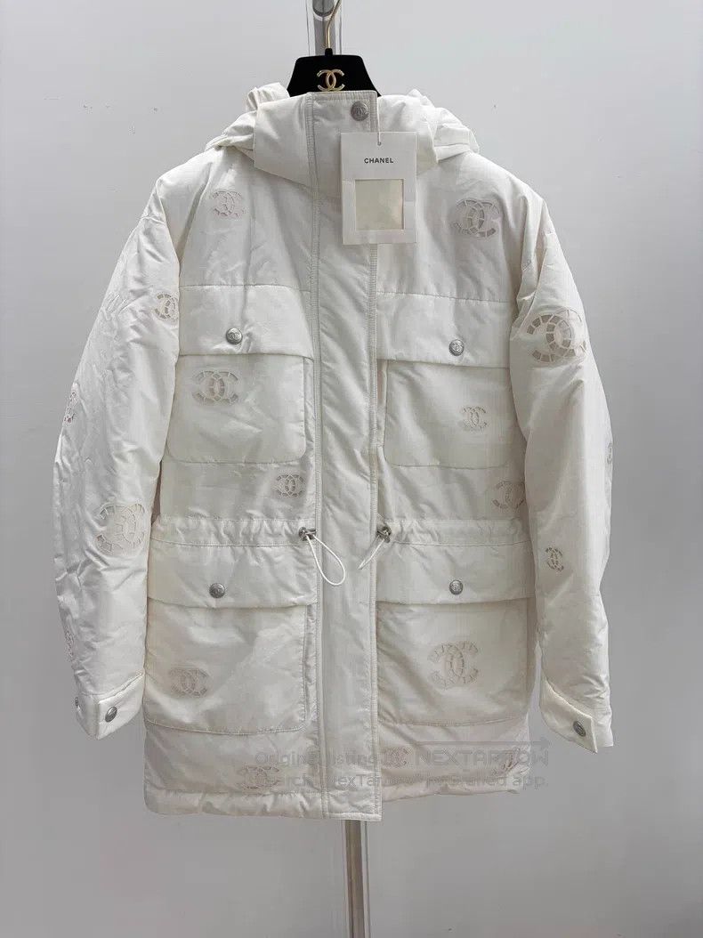 Chanel Chanel Ski white double c logo down jacket Size XXS / US 00 / IT 34 - 1 Thumbnail