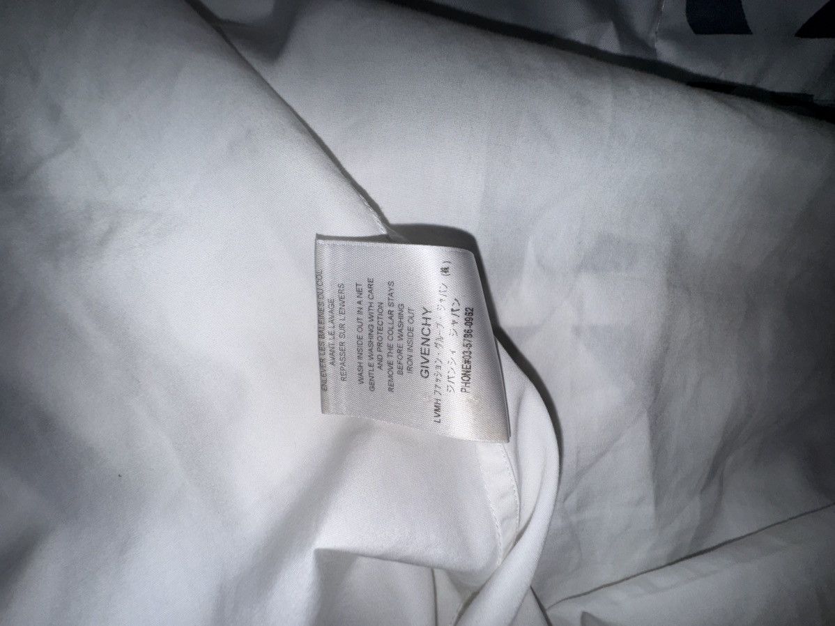 Givenchy Givenchy Signature plain white button down shirt Size US L / EU 52-54 / 3 - 7 Thumbnail