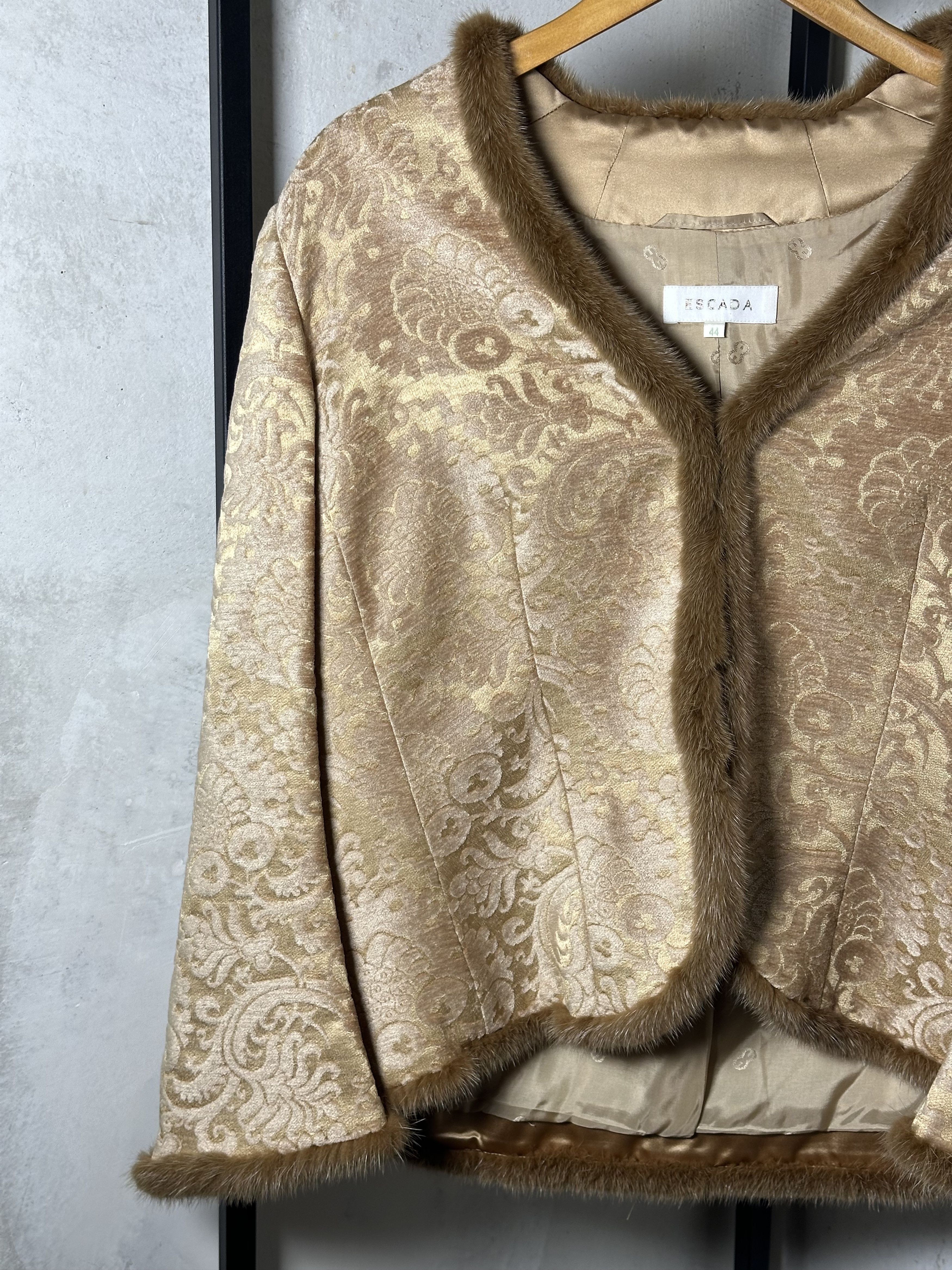 Escada ESCADA Gold Toned Brocade Jacket w/ Mink Fur Trim Size M / US 6-8 / IT 42-44 - 2 Thumbnail