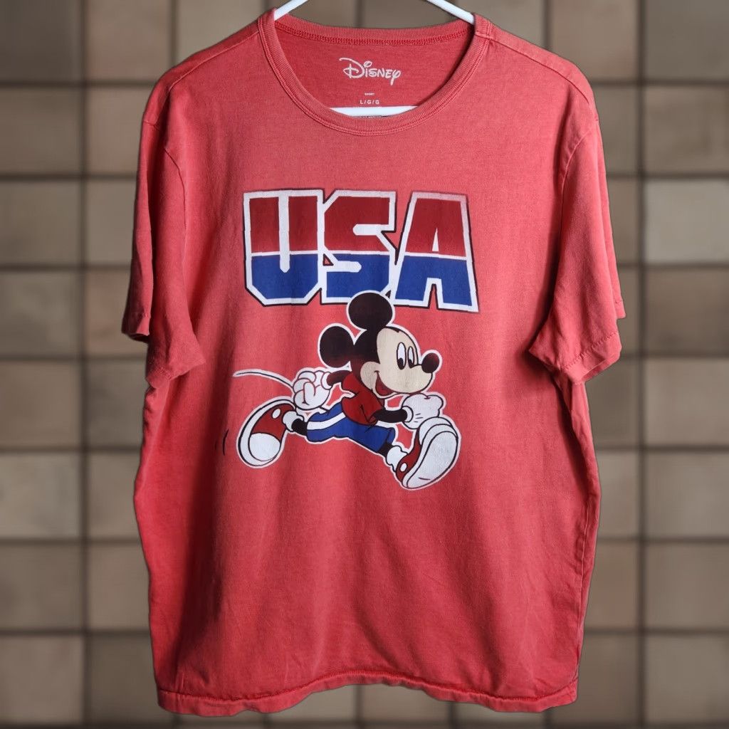 American Eagle Outfitters **American Eagle Outfitters Mens Disney Mickey Mouse Red SS Tee L** User: American Eagle Outfitters Mens Disney Mickey Mouse Red Short Sleeve Tee L Size US L / EU 52-54 / 3 - 1 Thumbnail