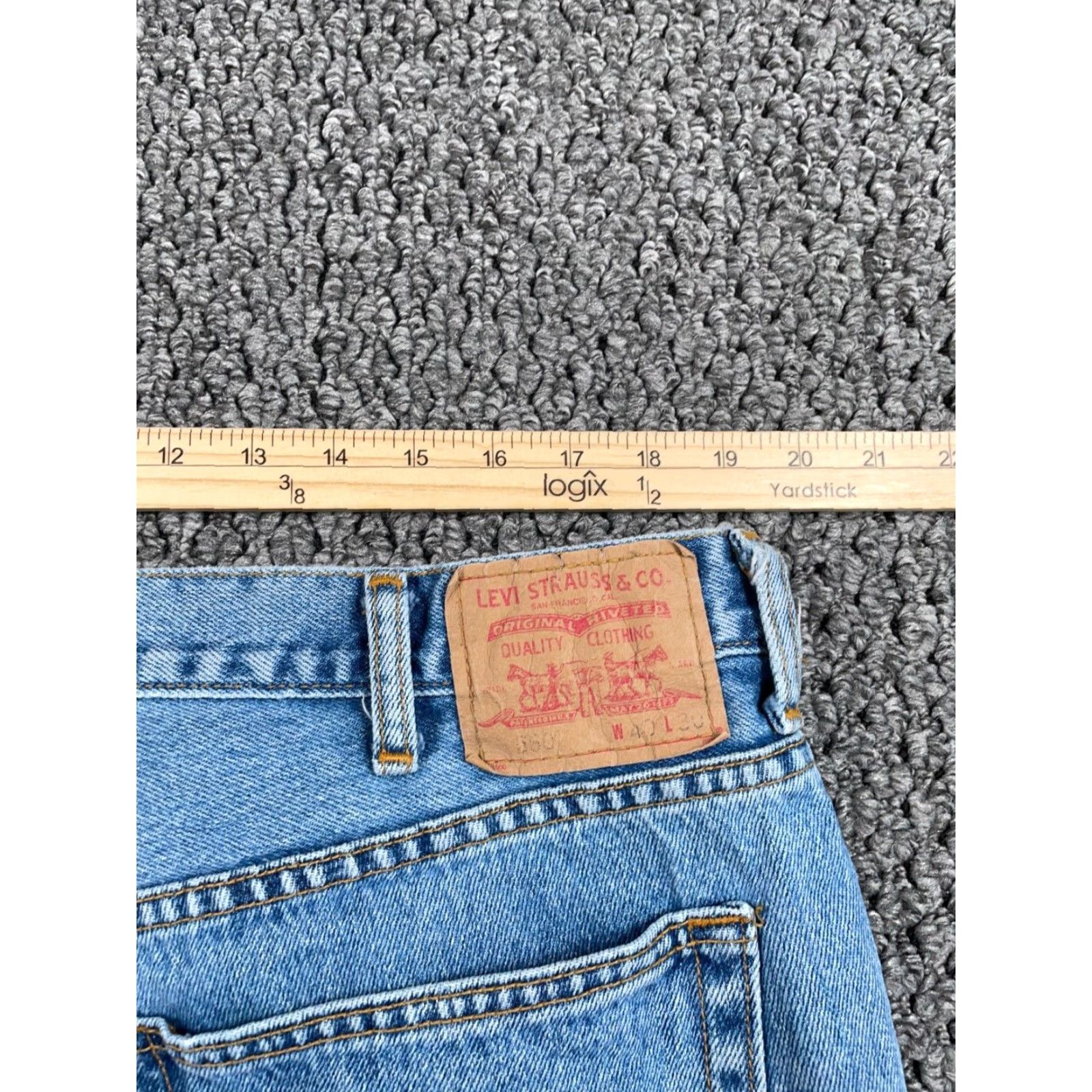 Levi's VINTAGE Levi's 560 Jeans - Jeans - Men - 40 Regular - Blue Denim - 90s Grunge Retro Style, Medium Wash, Tapered Fit, Zipper Fly, 39x29 (40x30 Tag) Size US 40 / EU 56 - 7 Thumbnail