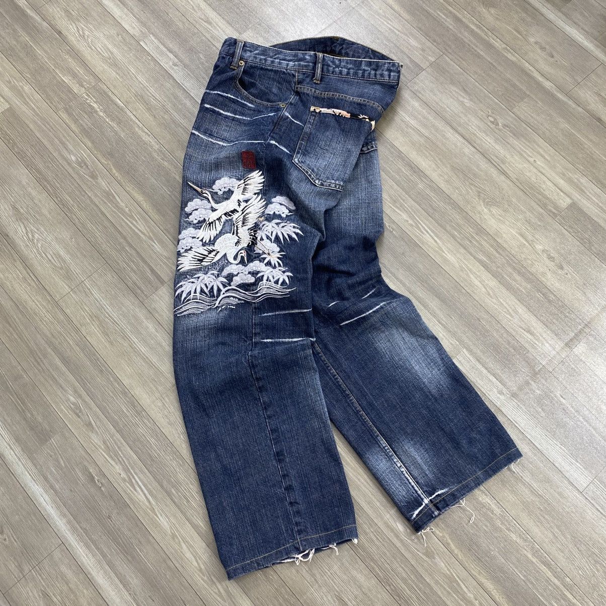 Karakuri Tamashii Vintage Karakuri Tamashii Phoenix Bird Embroidered Jeans Size US 33 - 2 Thumbnail