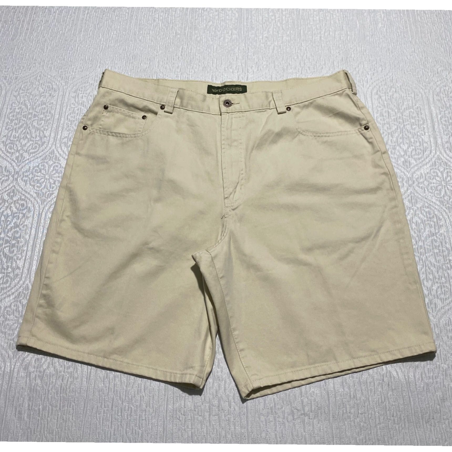 Dockers VINTAGE Dockers Mens Shorts 40 Khaki Beige 5 Pocket Twill Casual Chino Cotton Size US 40 / EU 56 - 2 Thumbnail
