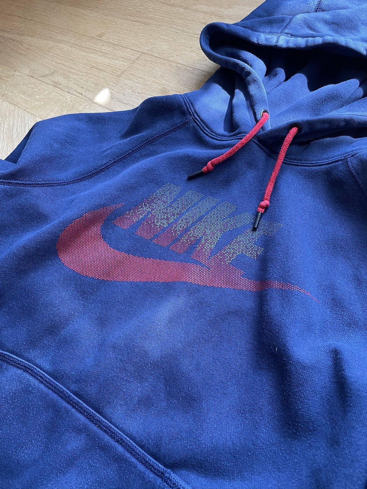 Nike Nike Y2K Swoosh Logo Hoodie Navy Blue Size Small Size US S / EU 44-46 / 1 - 2 Thumbnail