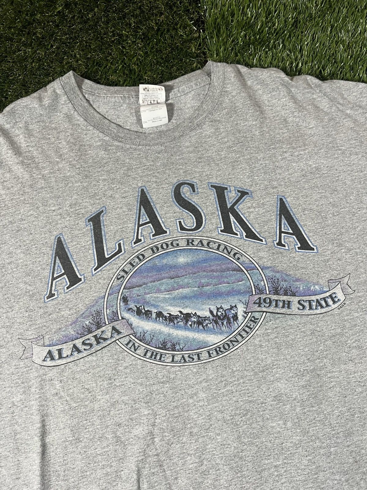 Vacation × Vintage Vintage Y2K Alaska Sled Dog Racing Northern Lights Tee Size US XXL / EU 58 / 5 - 2 Thumbnail
