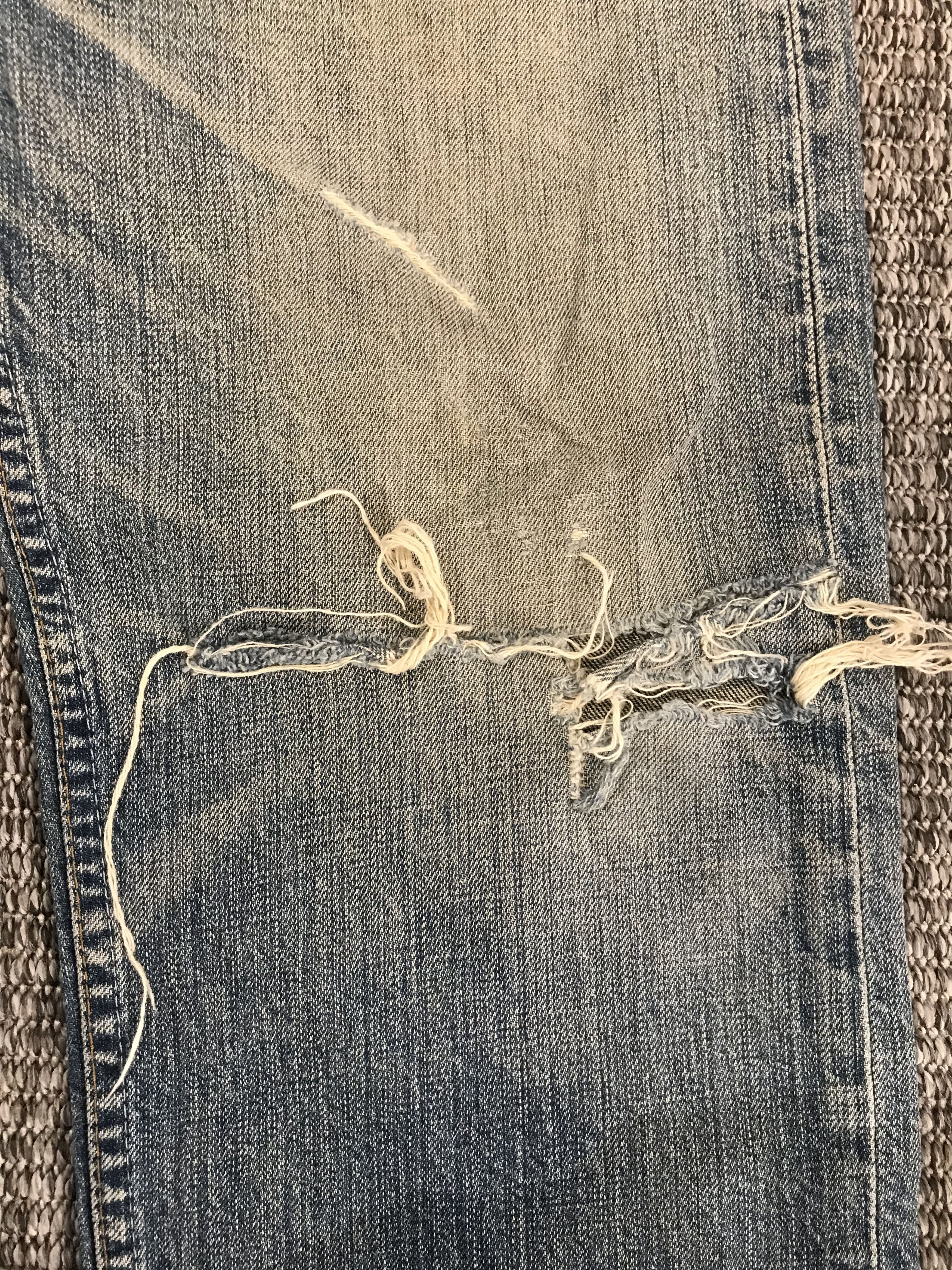 Levi's LEVIS 501 JAPAN DISTRESSED THRASHED RIPPED DENIM JEANS Size US 32 / EU 48 - 15 Thumbnail