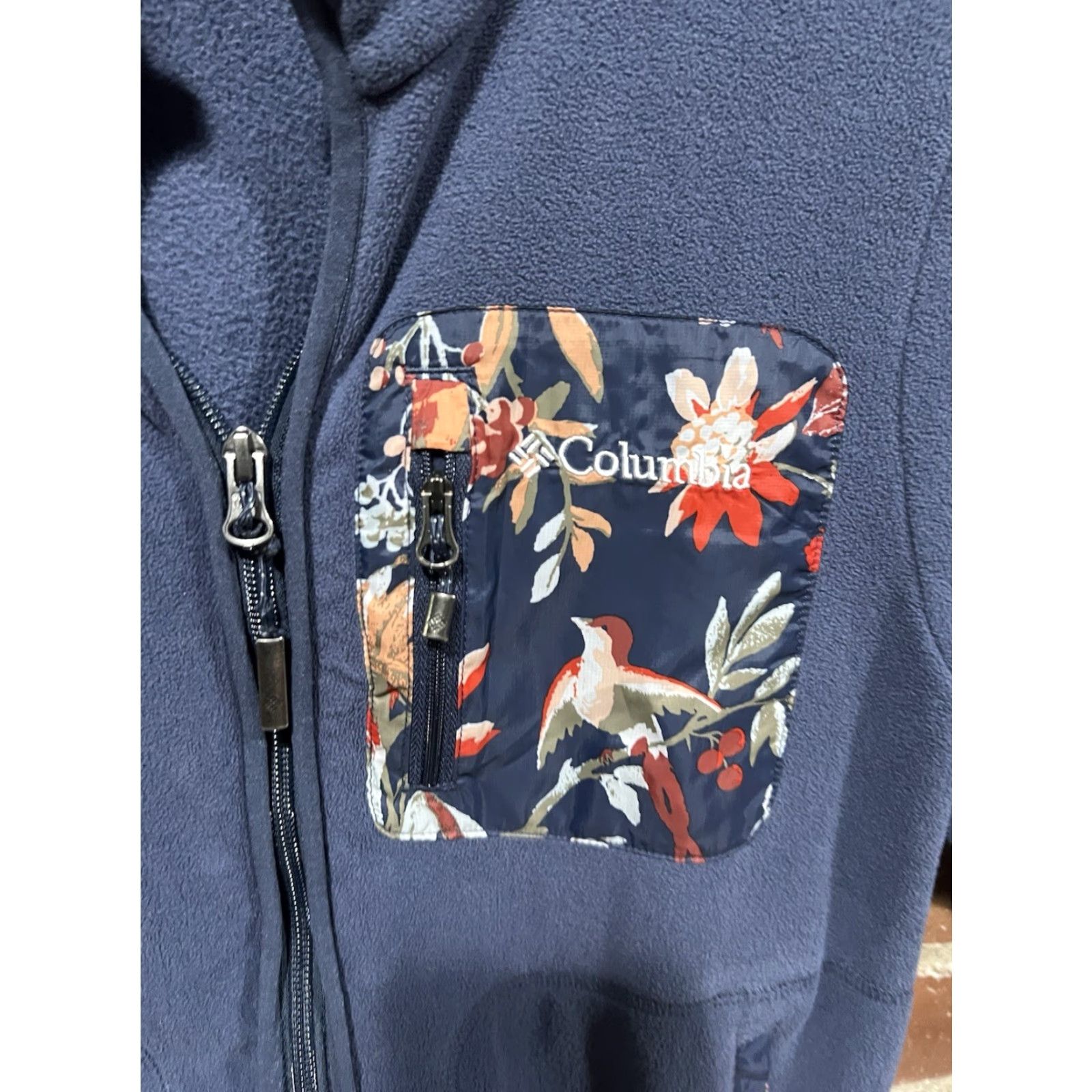 Vintage Columbia Womens Full Zip Fleece Jacket XS Blue Floral / Sweatshirt / Activewear / Floral / Fleece / Blue / XS / Columbia / Womens Size XS / US 0-2 / IT 36-38 - 2 Thumbnail