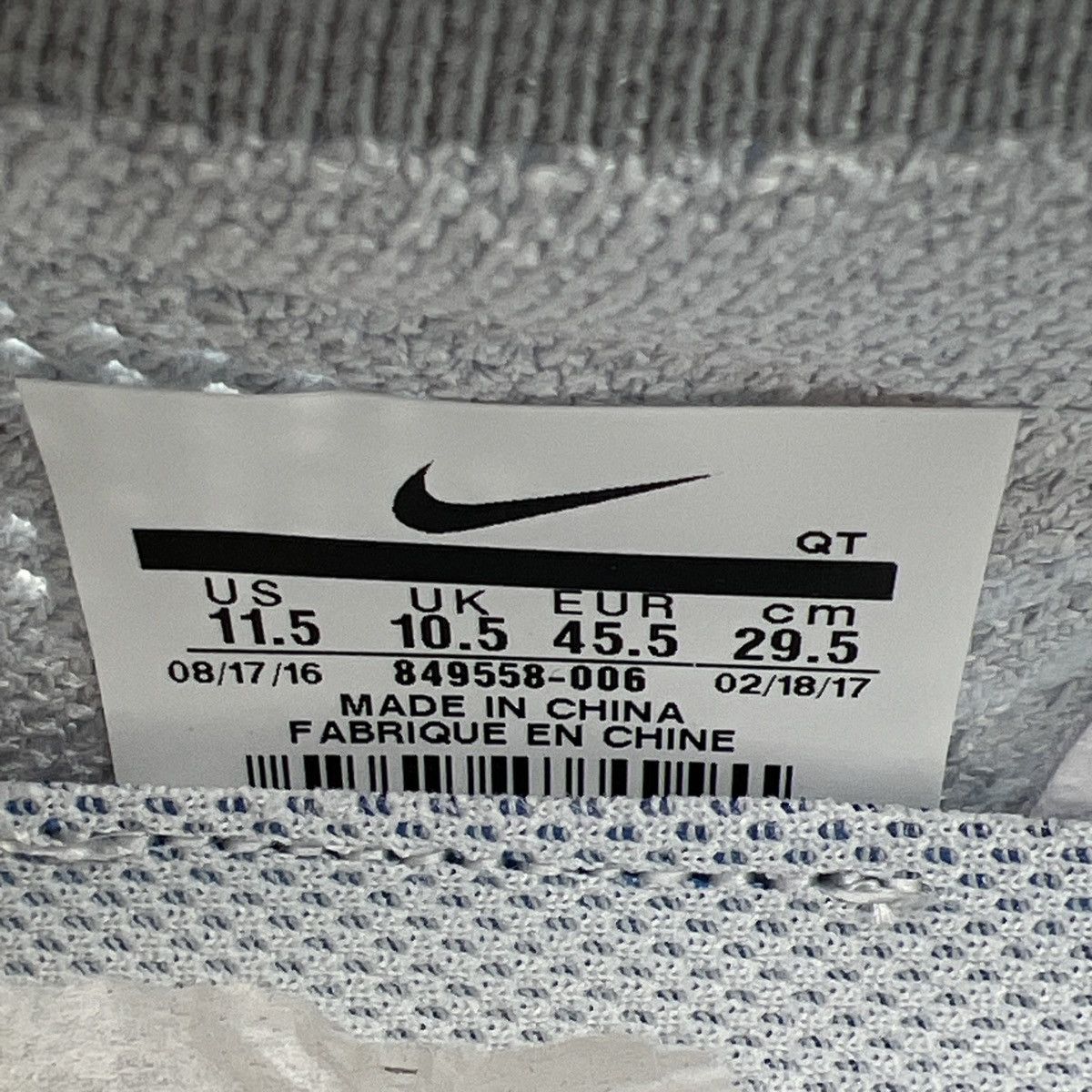 Nike Air VaporMax Og Size US 11.5 / EU 44-45 - 9 Thumbnail