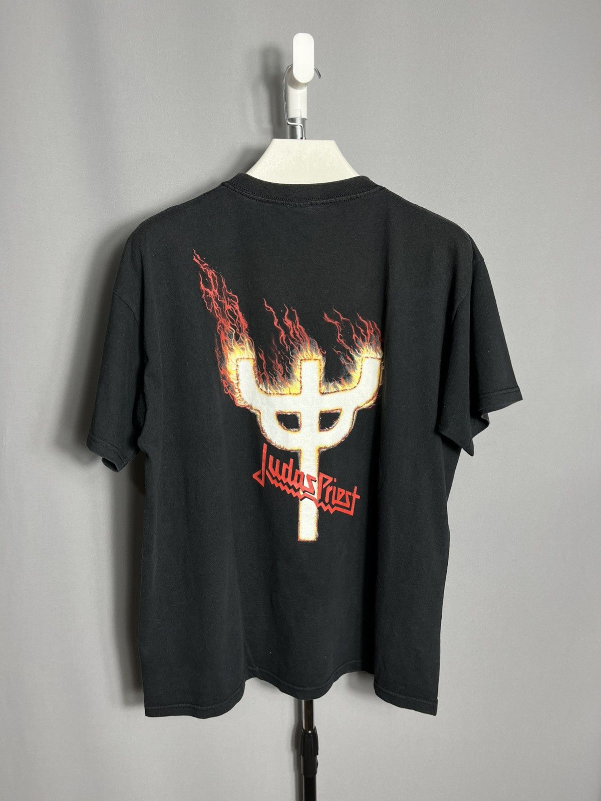 Fruit Of The Loom Judas Priest Pain Killer Tour t-shirt y2k vintage 2004 men's Size US XL / EU 56 / 4 - 8 Thumbnail