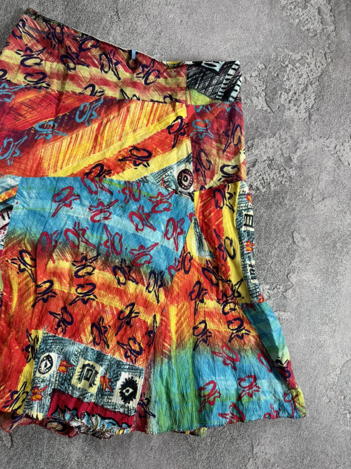 Designer Save the Queen M all printed skirt jean Paul Gaultier style Size 26" / US 2 / IT 38 - 16 Thumbnail