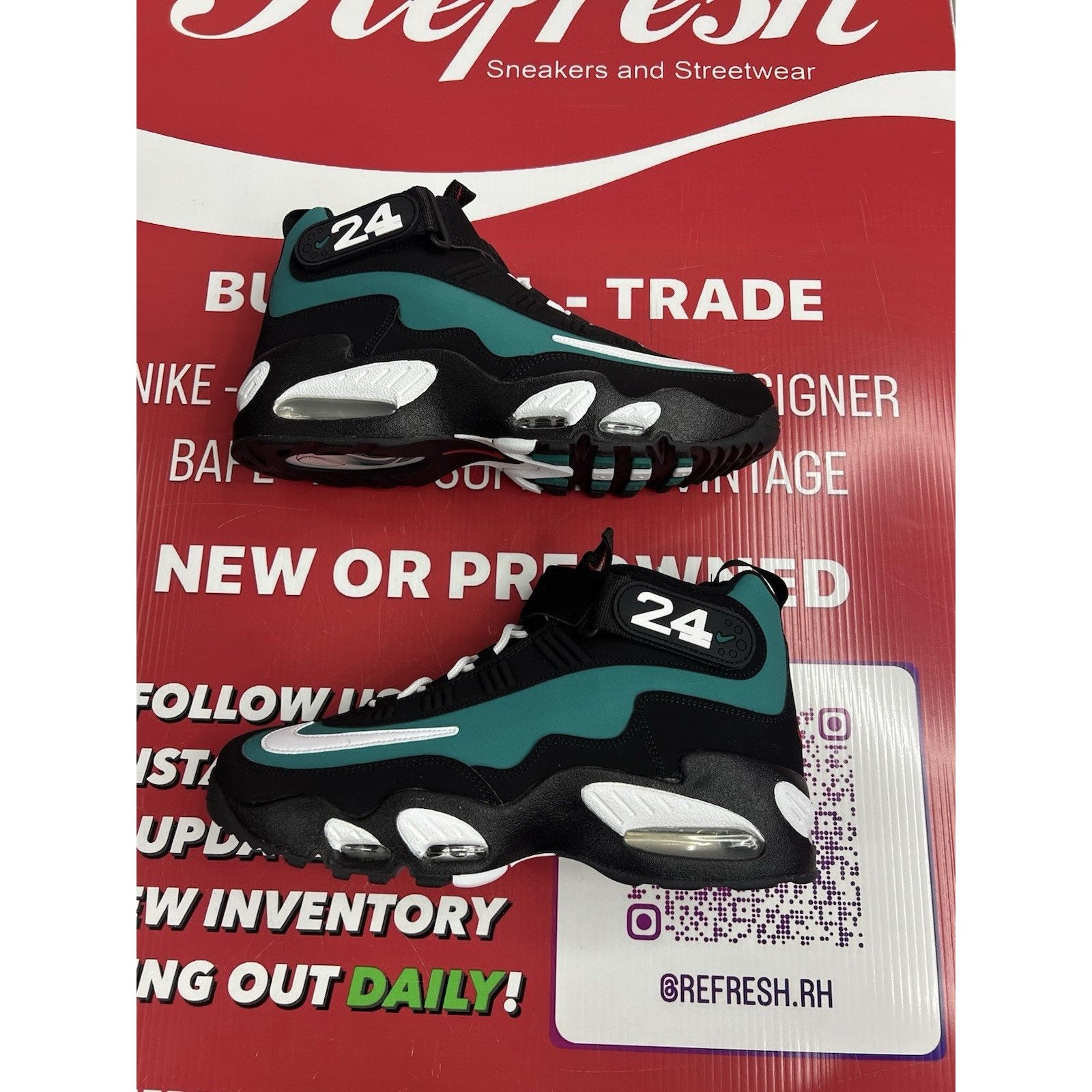 Nike Nike Air Griffey Max 1 Fresh Water Size 10 (DM8311-001) Size US 10 / EU 43 - 2 Thumbnail