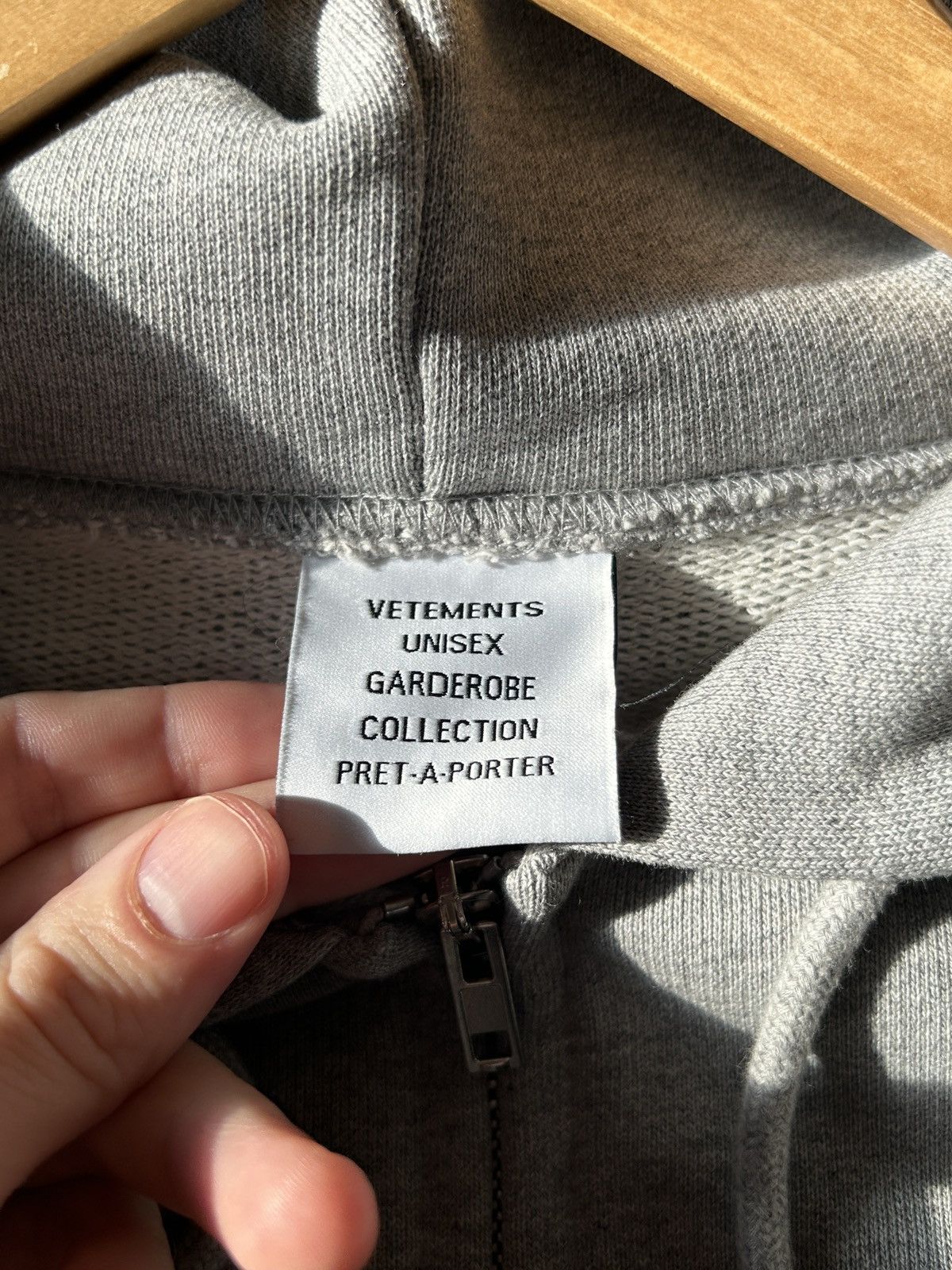 Vetements Name Tag Zip Hoodie Size US S / EU 44-46 / 1 - 5 Thumbnail