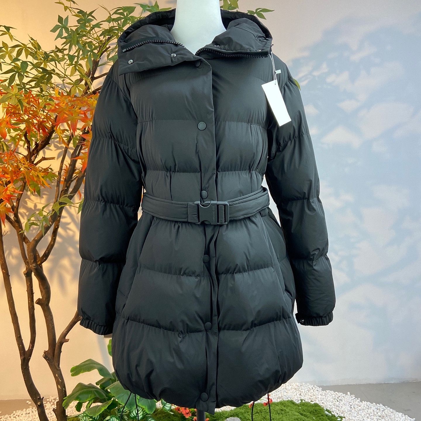 Dior Dior DiorAlps Belted Puffer Jacket Size S Size S / US 4 / IT 40 - 1 Thumbnail