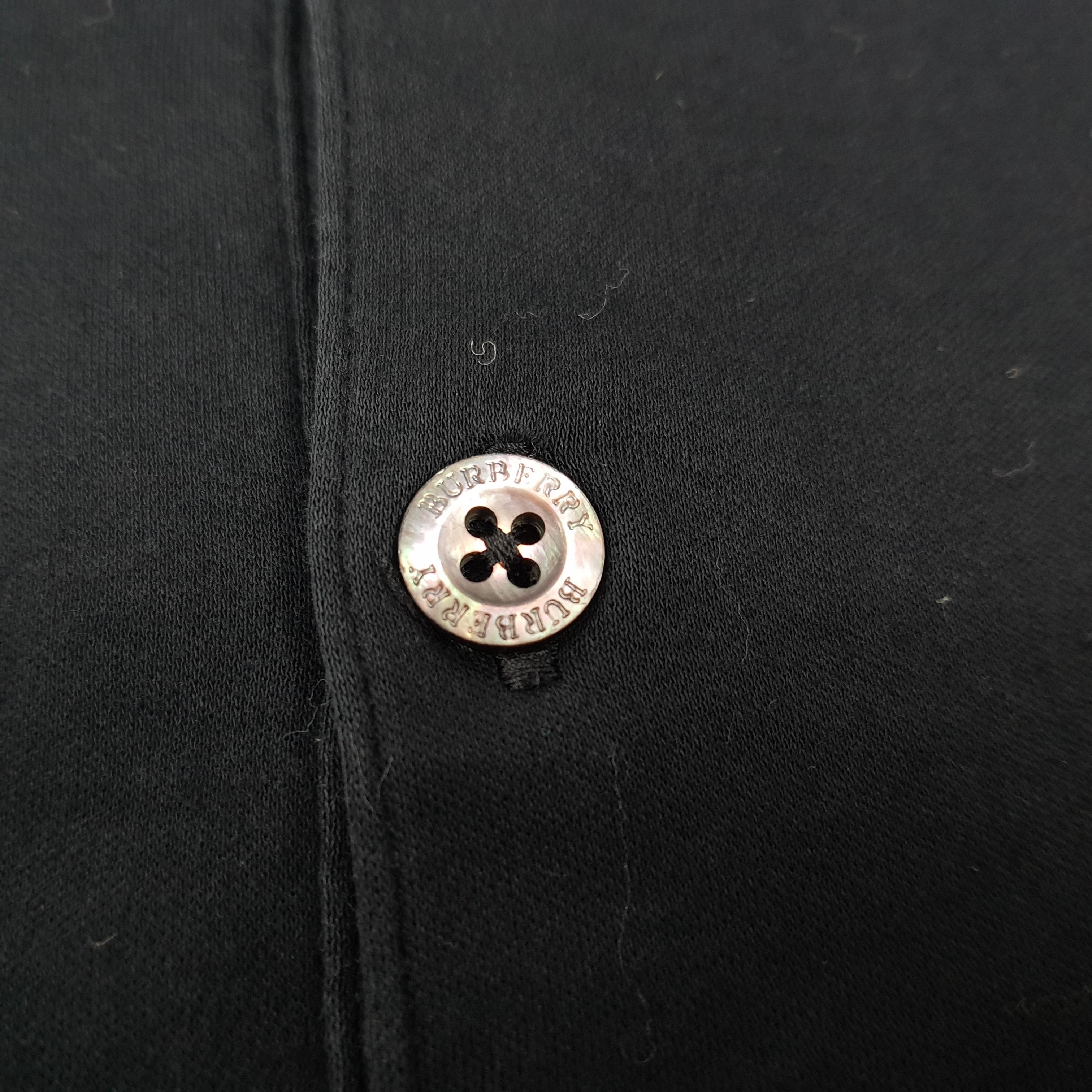 Burberry × Vintage Vintage Burberry London Button Tshirt Size US L / EU 52-54 / 3 - 10 Thumbnail