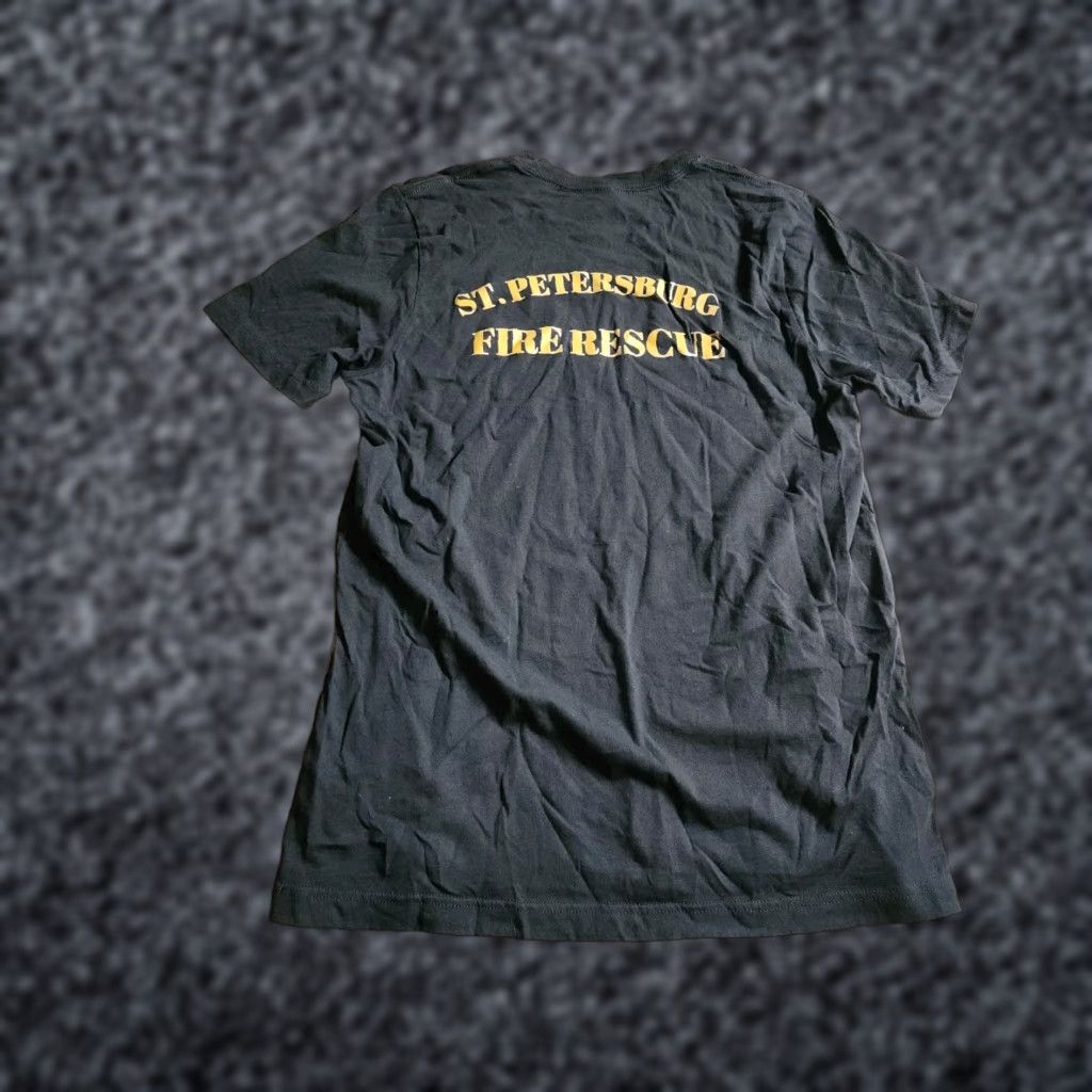 Doublet Canvas Mens L St. Petersburg FL Fire Rescue MLK T Shirt Double Sided Black Cotton Blend Crew Neck Short Sleeve Athletic Regular Size L Mens时? Size US L / EU 52-54 / 3 - 1 Thumbnail