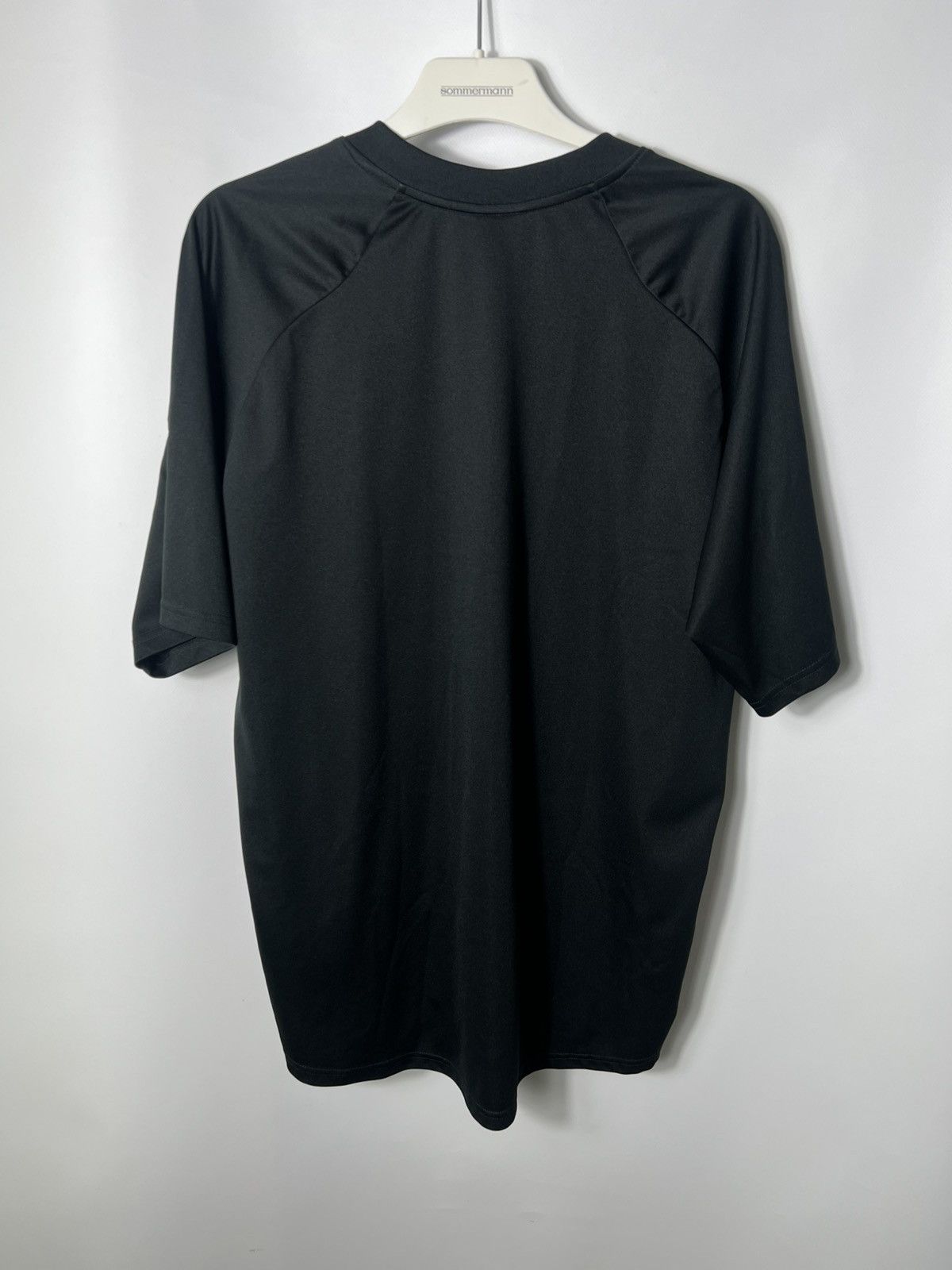 Nike Vintage streetwear y2k sk8 Nike 00s Centre Logo T-shirt Size US L / EU 52-54 / 3 - 7 Thumbnail